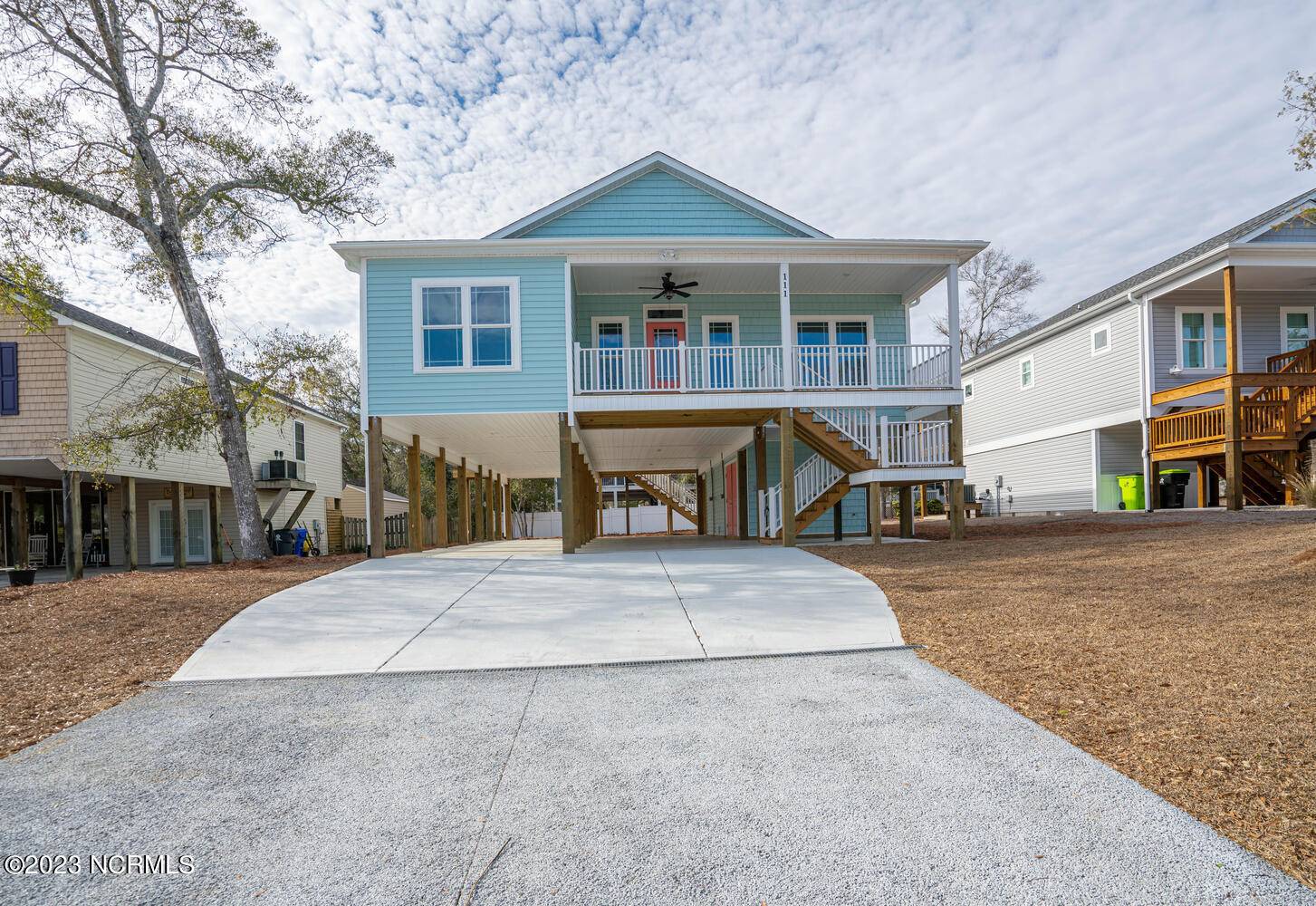 Oak Island, NC 28465,117 NW 17 ST