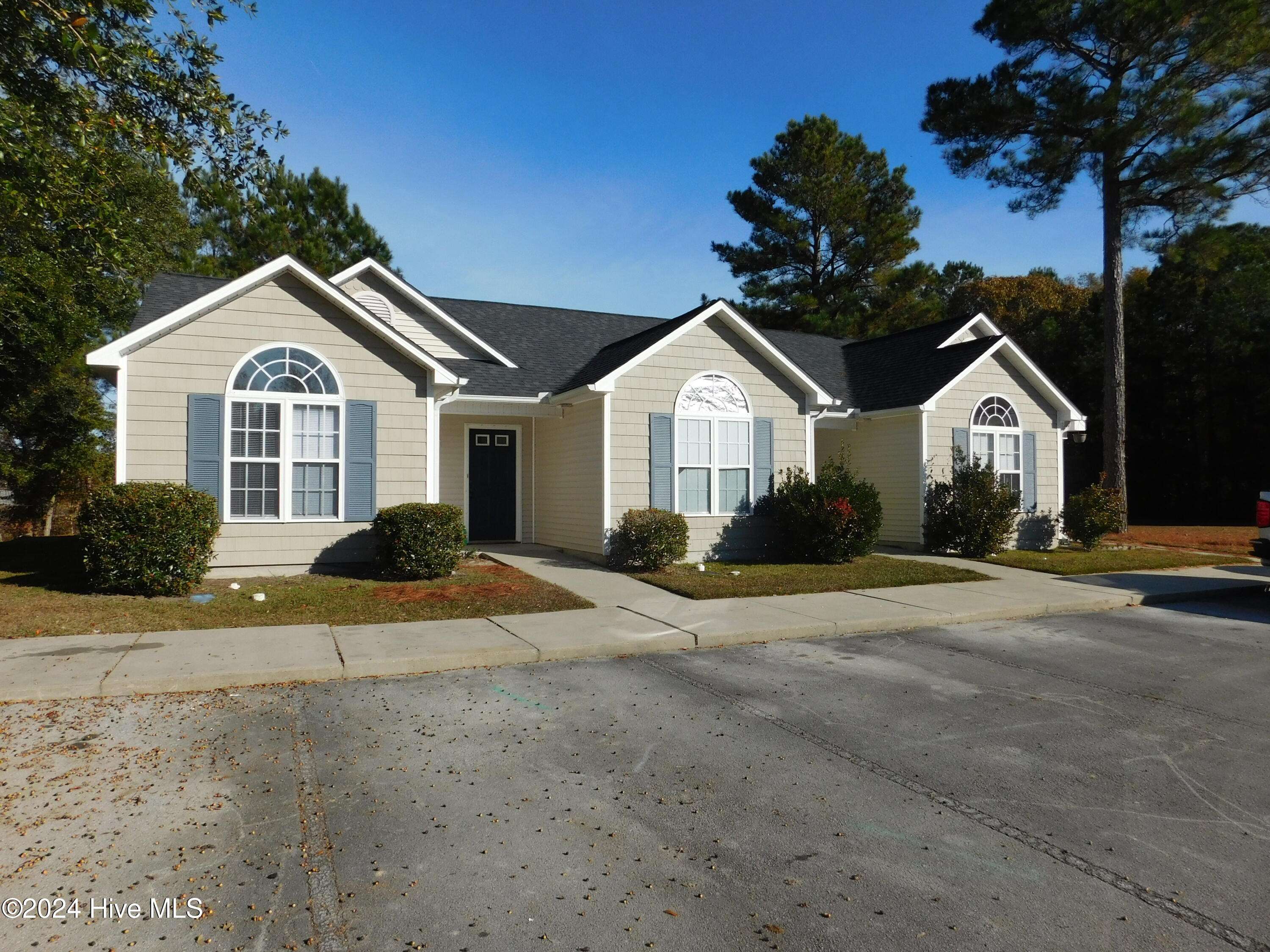 New Bern, NC 28562,4010 Elizabeth AVE #4026