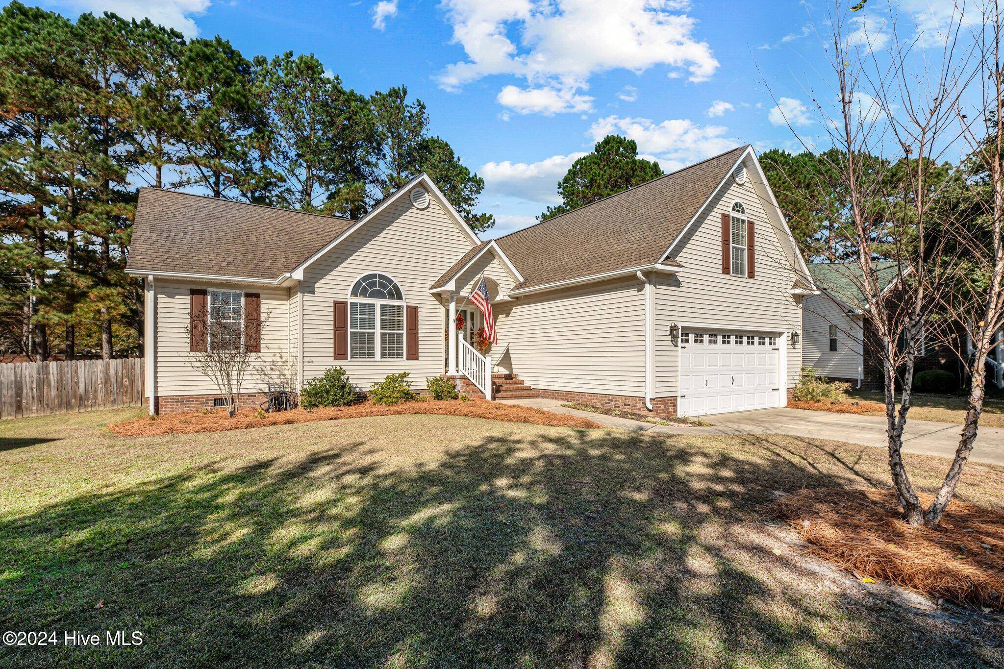 New Bern, NC 28562,114 Iverson LN