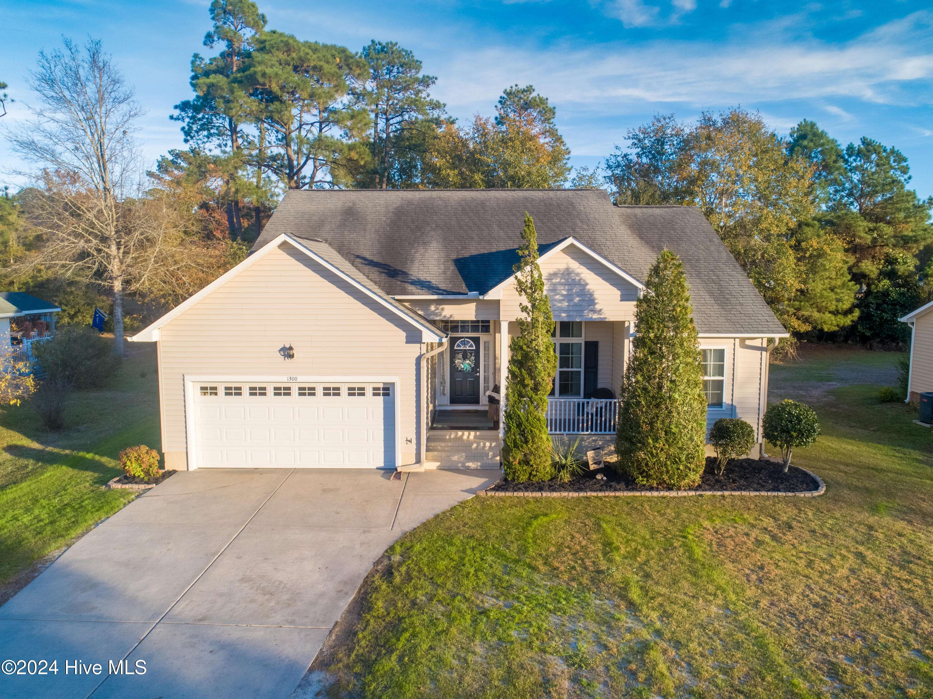 New Bern, NC 28560,1300 Caracara DR