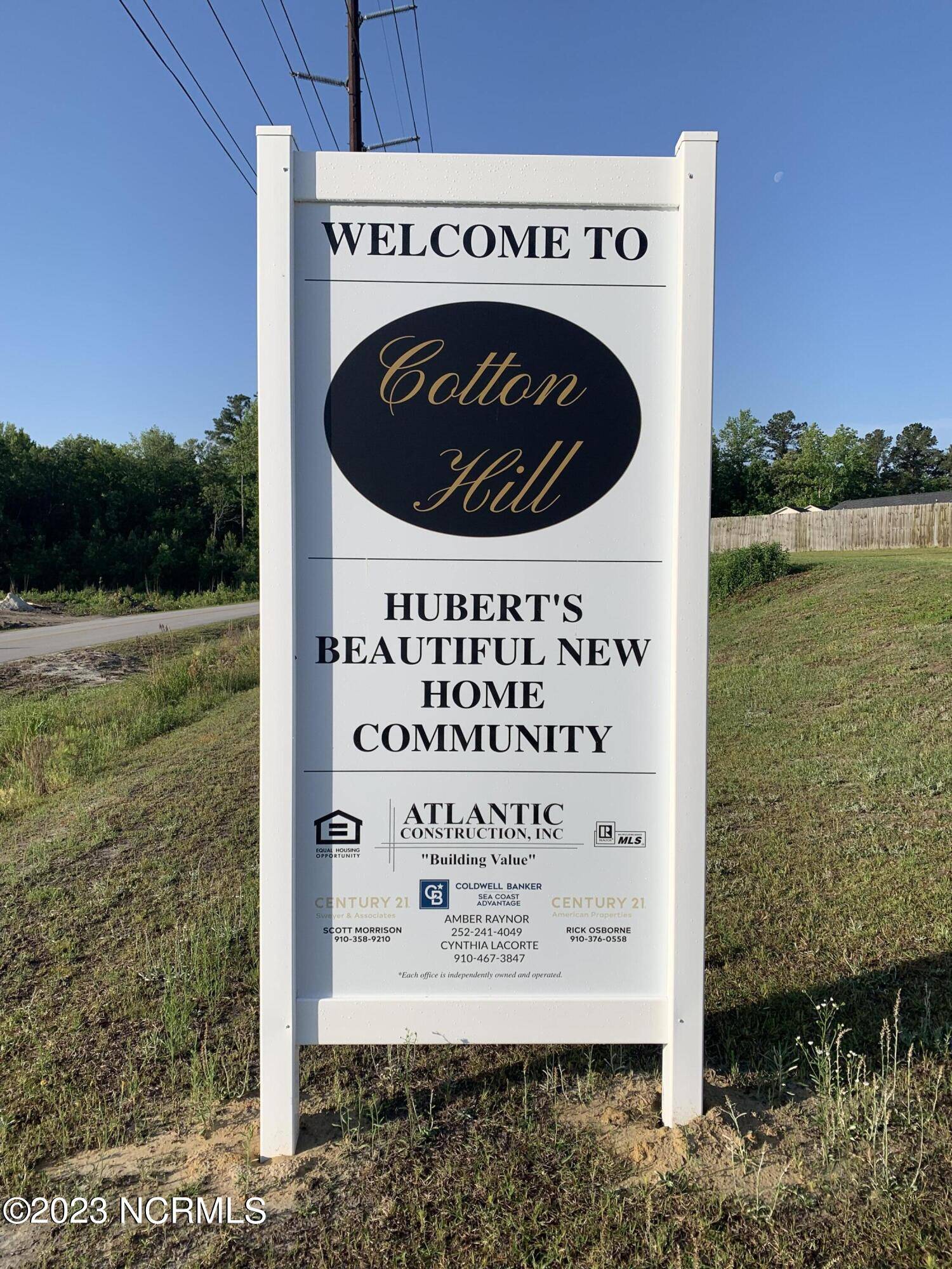 Hubert, NC 28539,426 Windermere RD