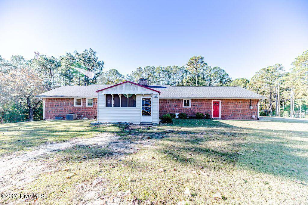 Southern Pines, NC 28387,1111 N Glenwood TRL