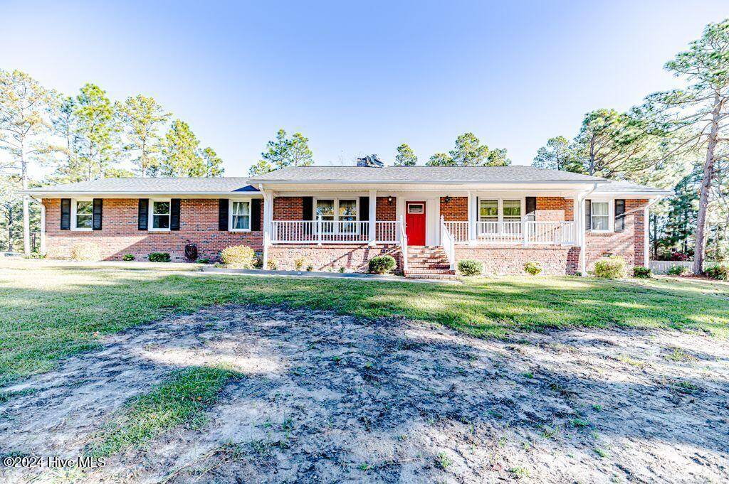 Southern Pines, NC 28387,1111 N Glenwood TRL