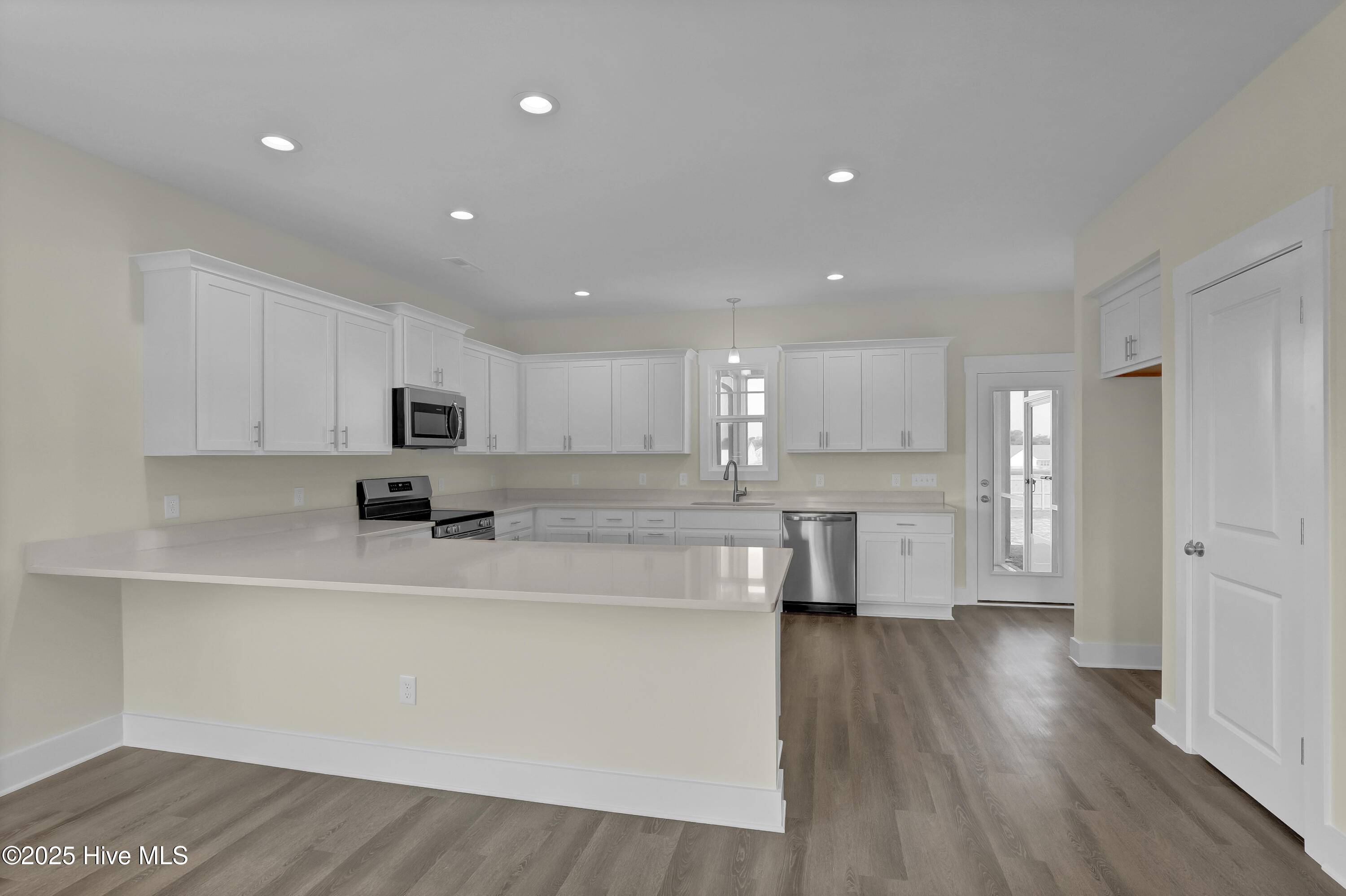 Rocky Point, NC 28457,116 Talbert DR