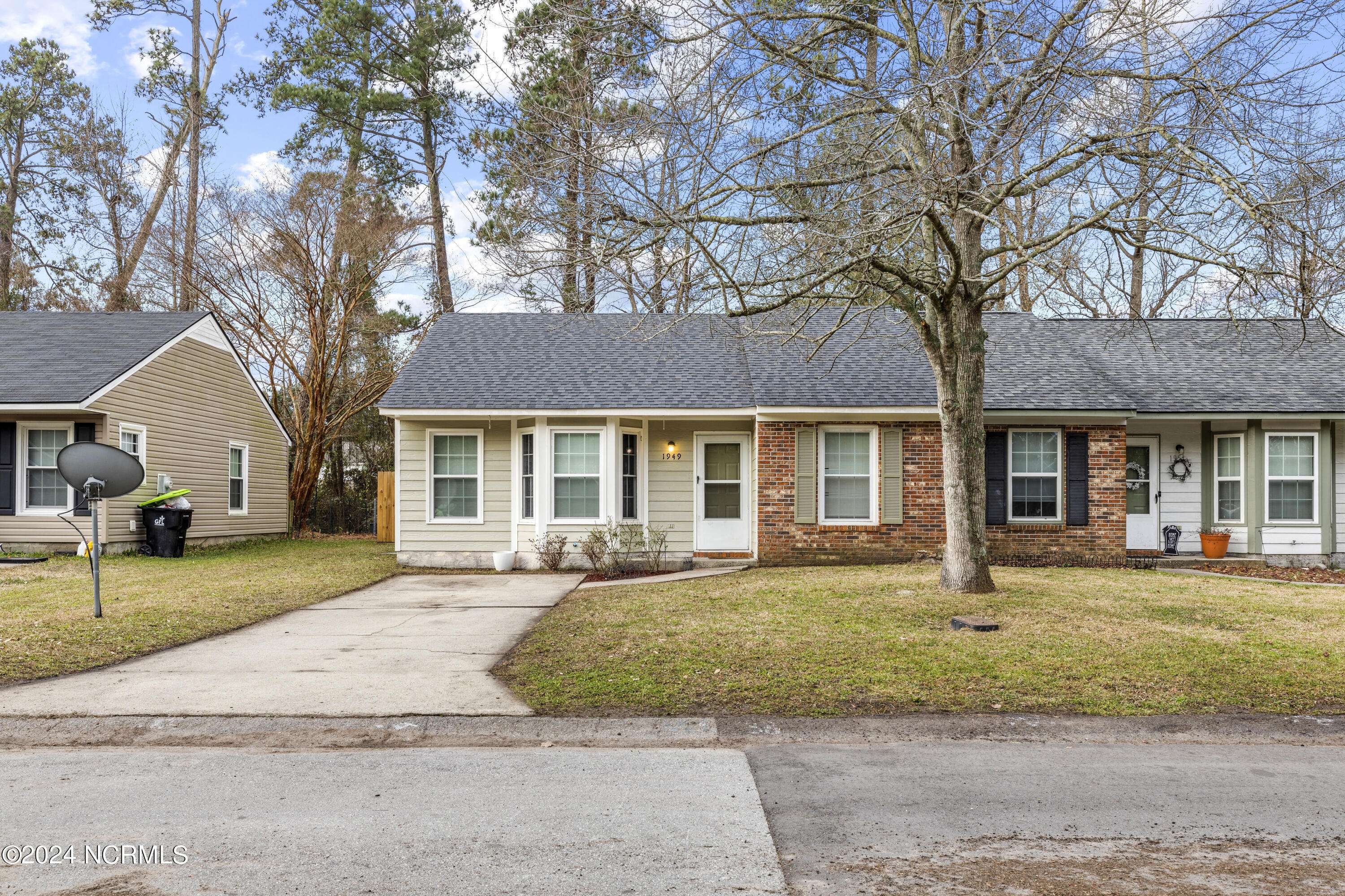 Midway Park, NC 28544,1949 Rolling Ridge DR