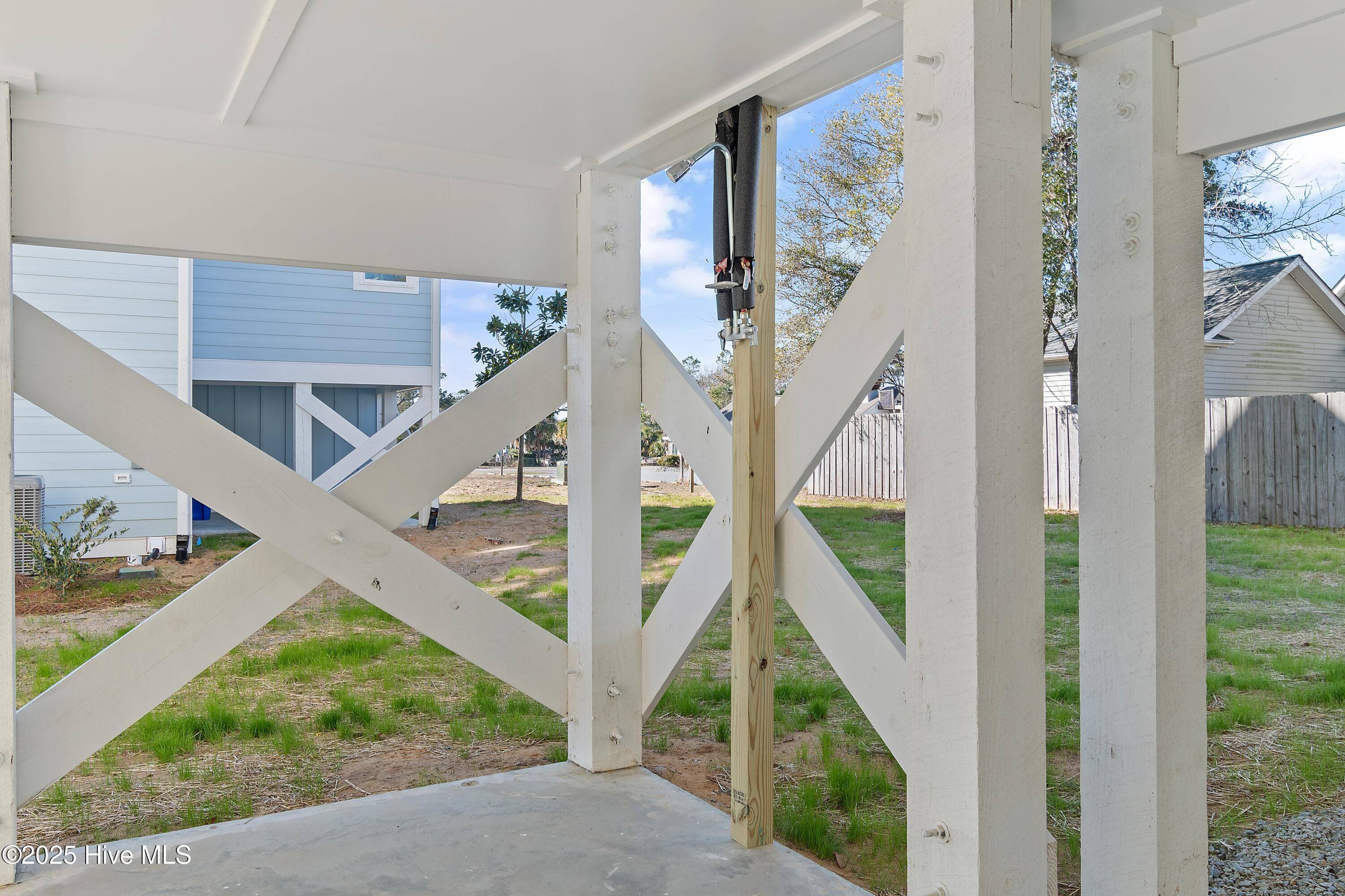 Oak Island, NC 28465,103 NE 64th ST