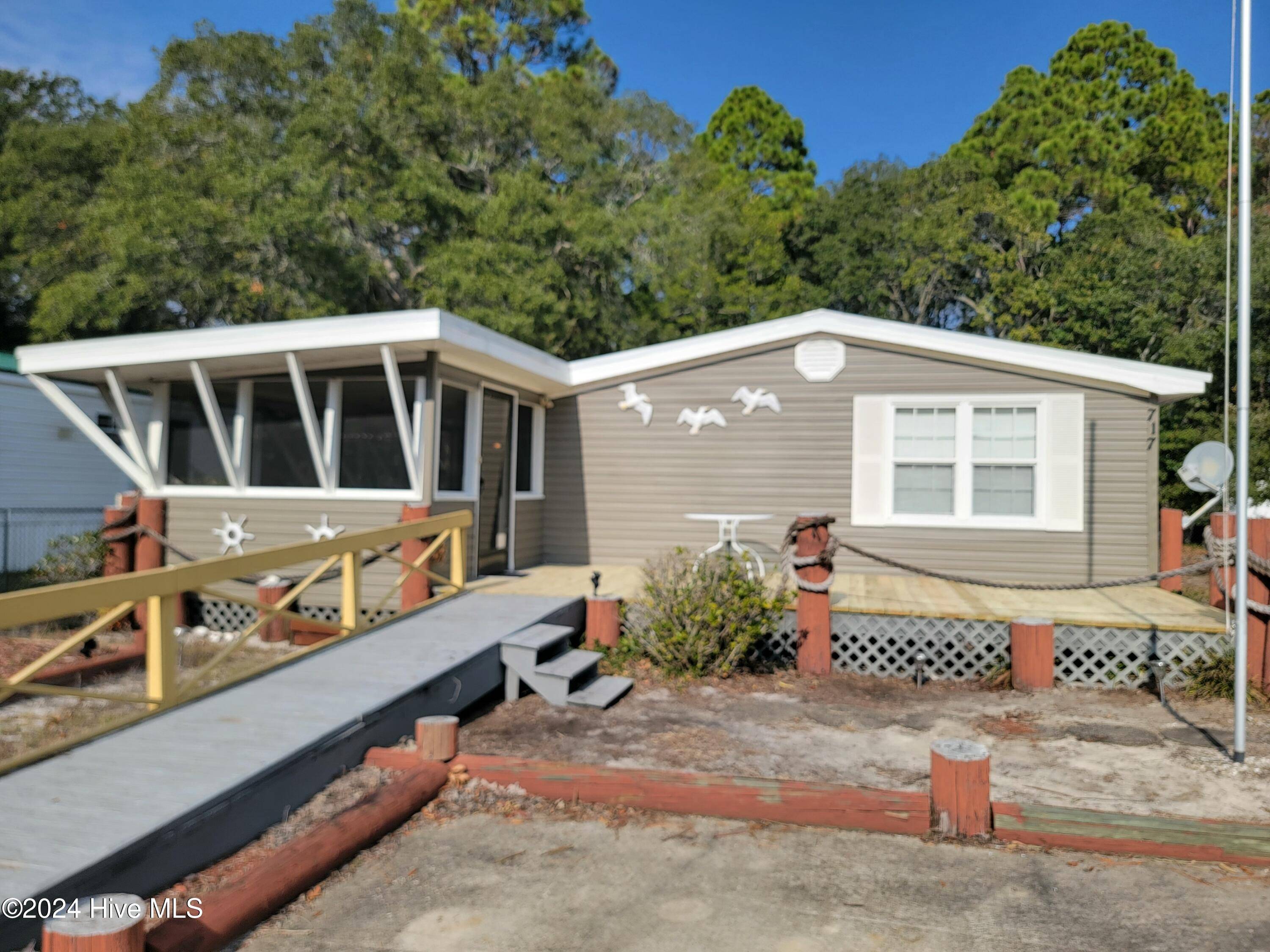 Sunset Beach, NC 28468,717 Live Oak DR