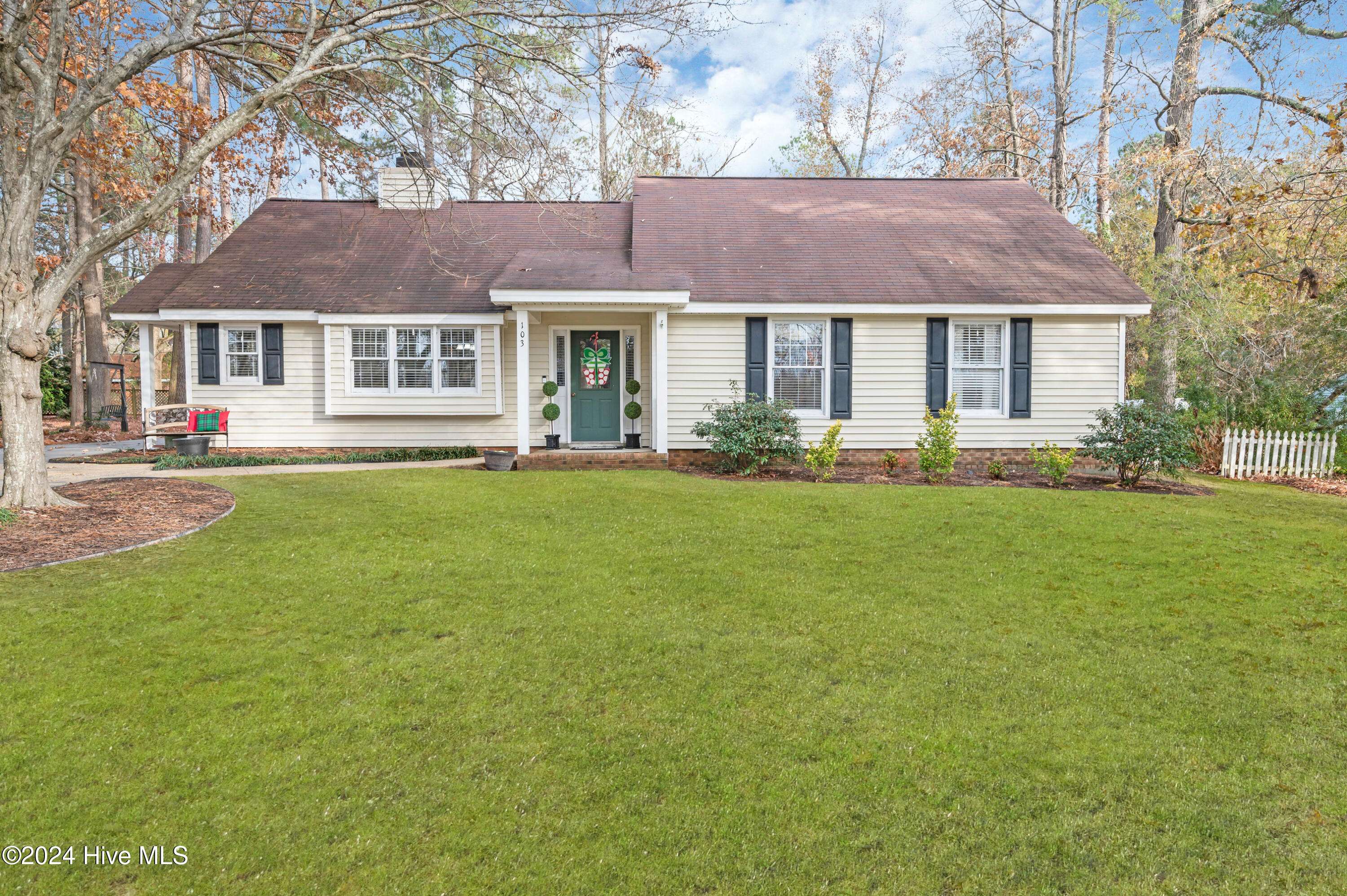 Smithfield, NC 27577,103 Greenwood CIR