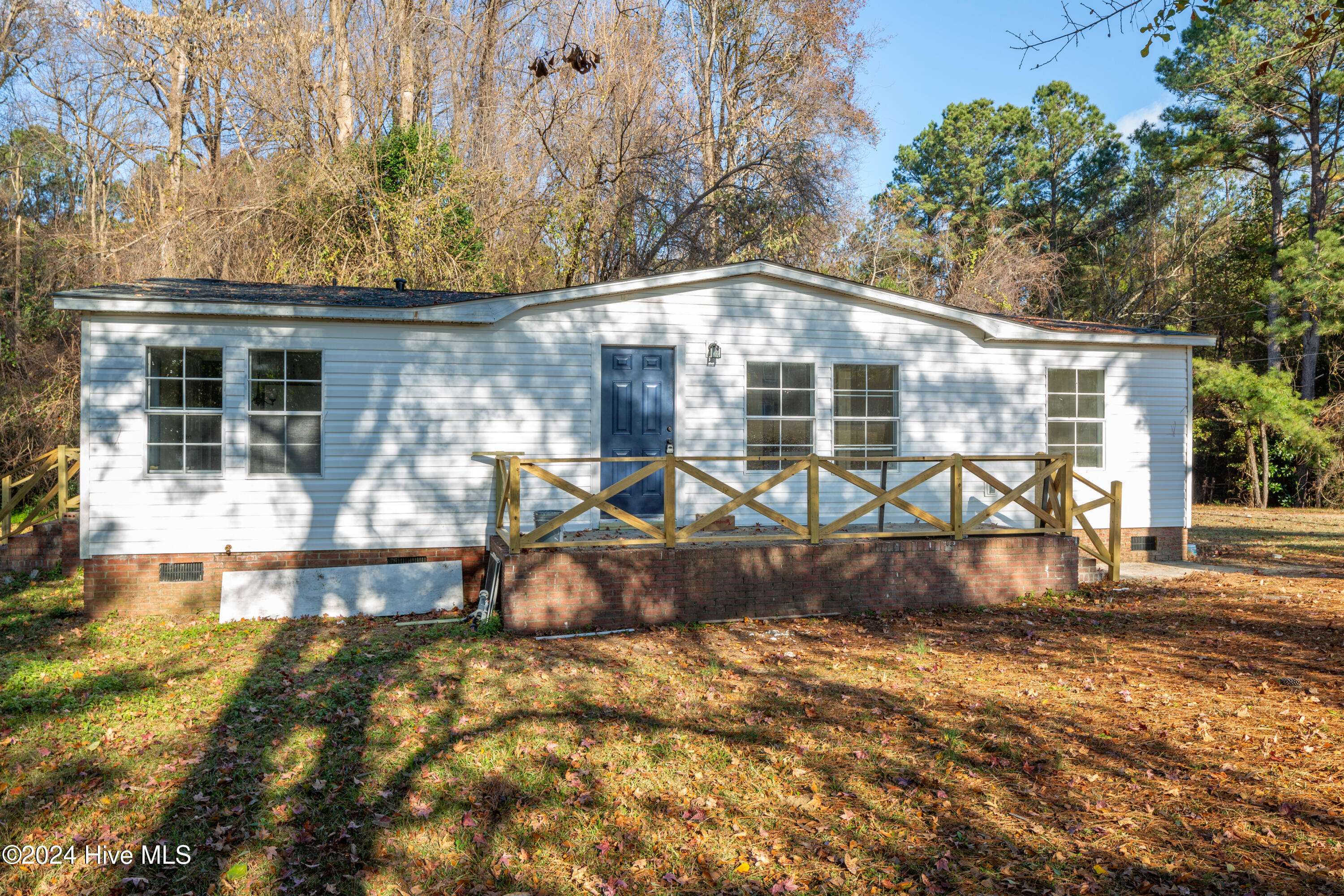 Clinton, NC 28328,501 Sutton ST