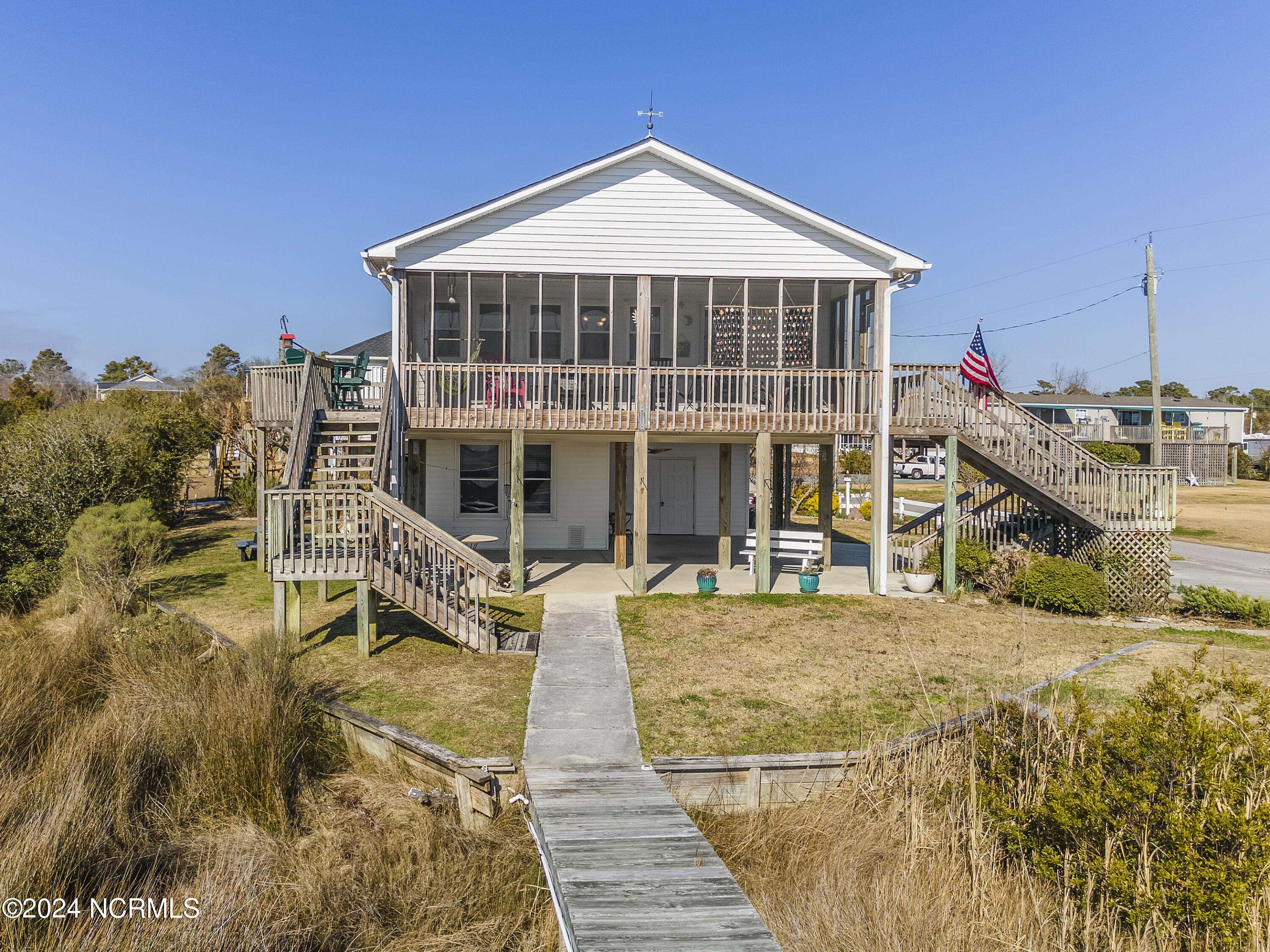 Surf City, NC 28445,106 Clam Point DR