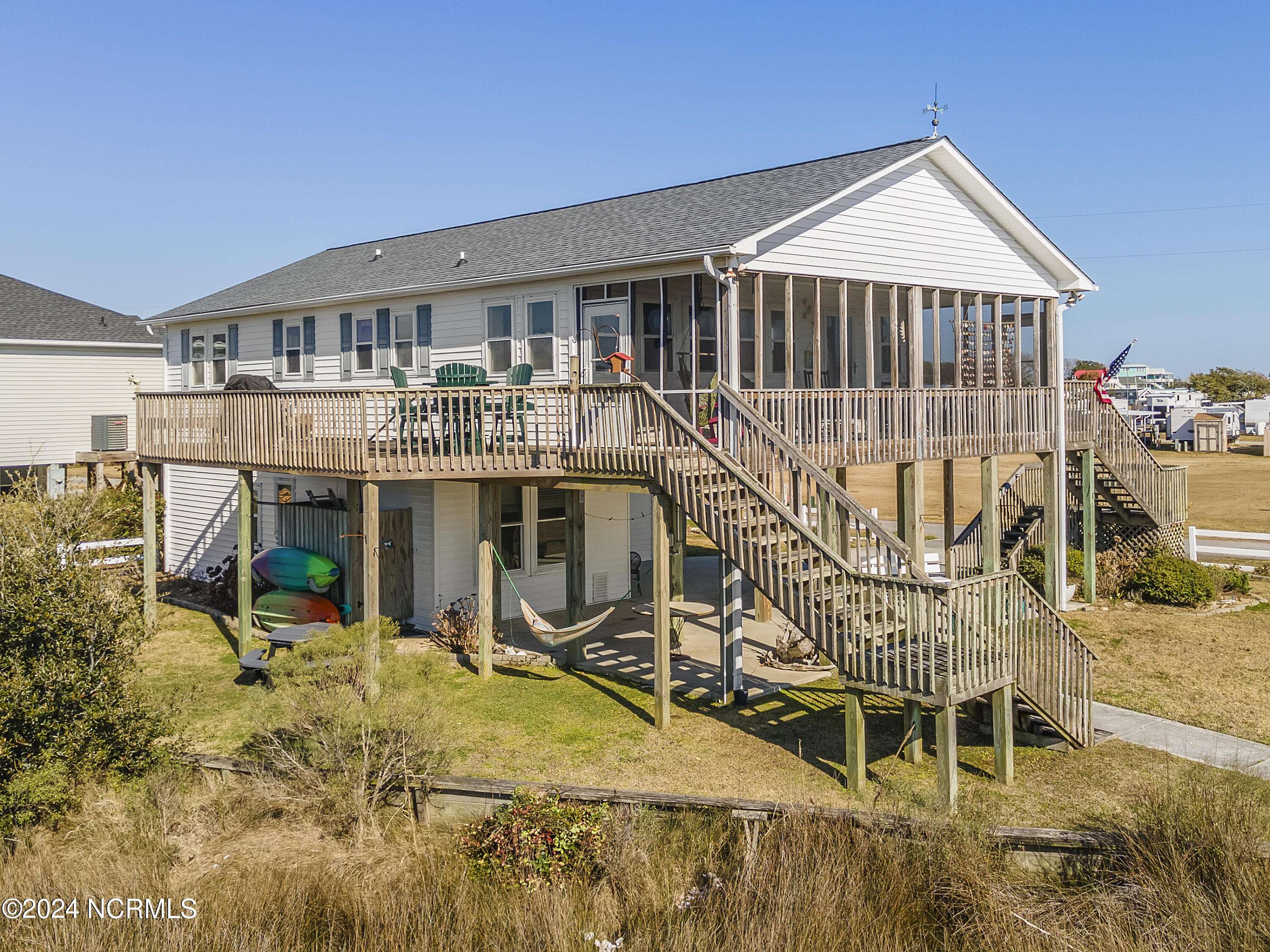 Surf City, NC 28445,106 Clam Point DR