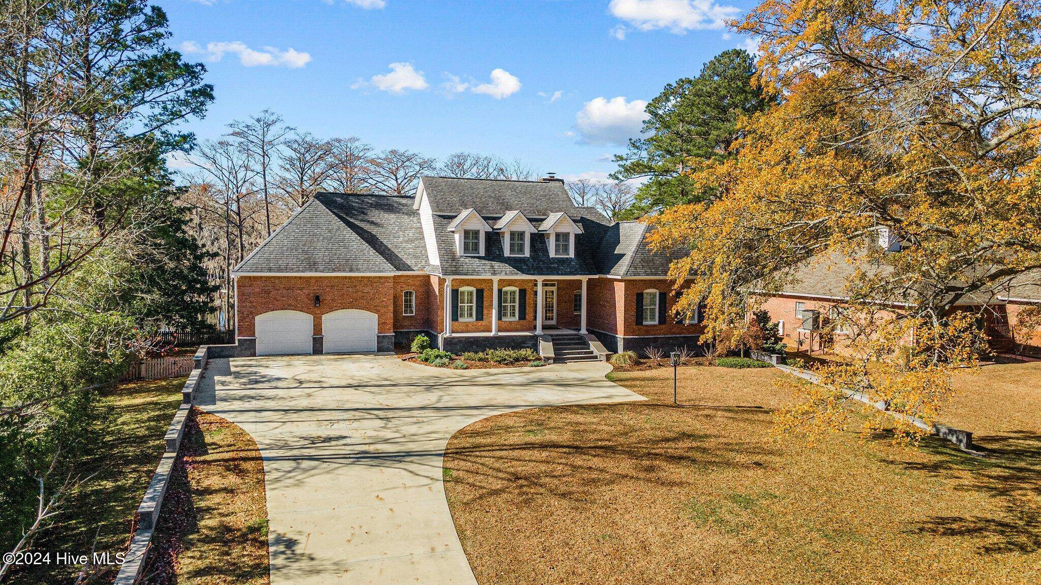 Trent Woods, NC 28562,611 Creekwood DR