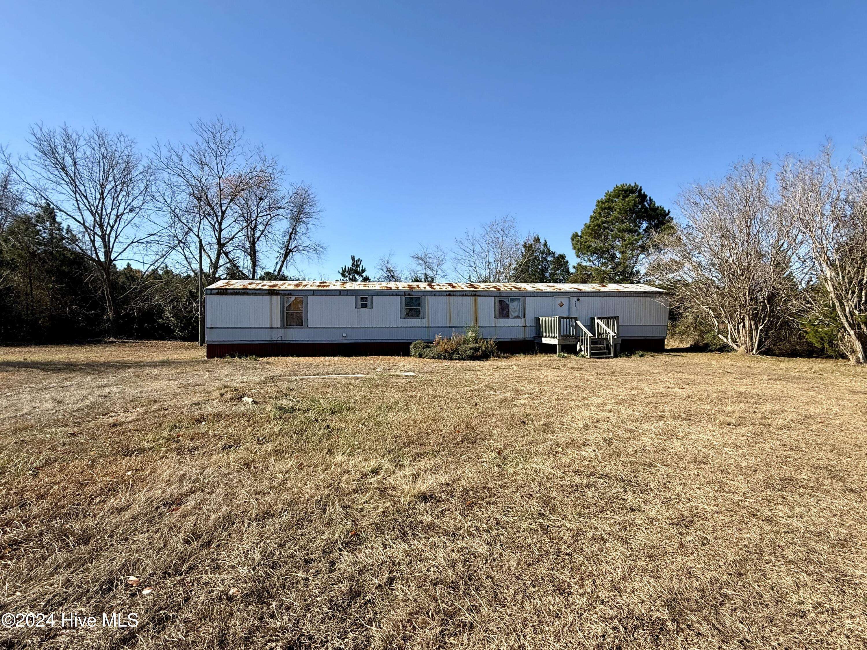 Hubert, NC 28539,468 W Willis Landing RD