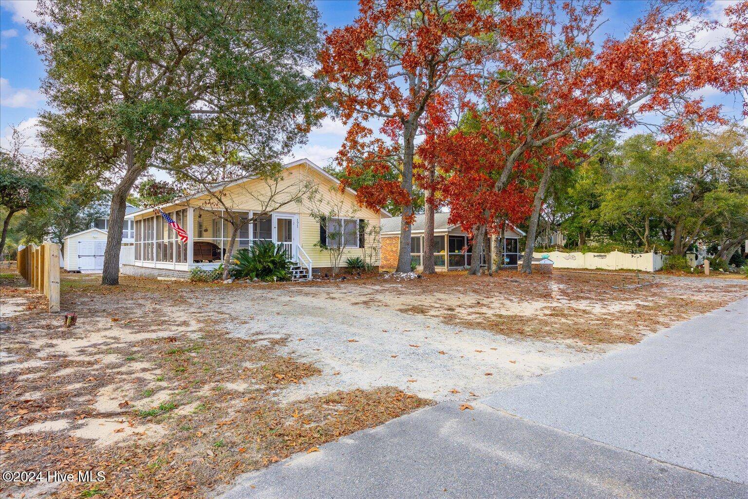 Oak Island, NC 28465,171 NE 33rd ST