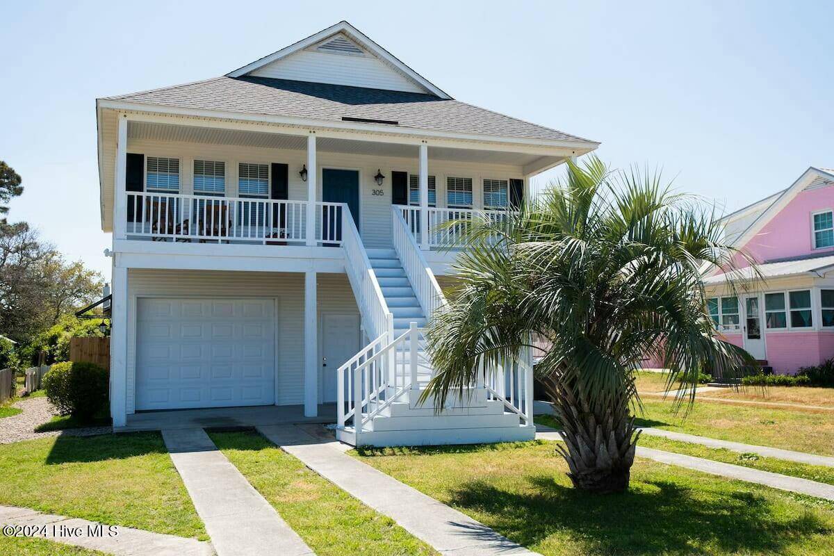 Carolina Beach, NC 28428,305 Charlotte AVE #Up Stairs