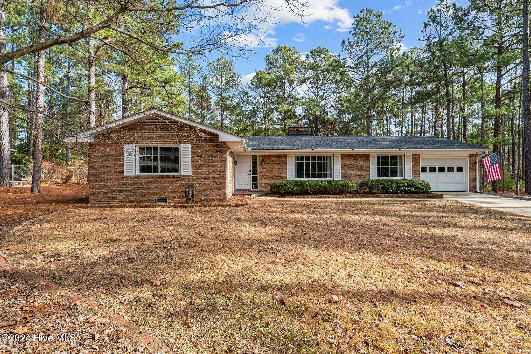 Whispering Pines, NC 28327,85 Pine Lake DR