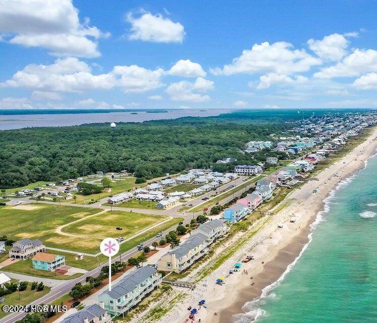 Kure Beach, NC 28449,707 Pelican CT