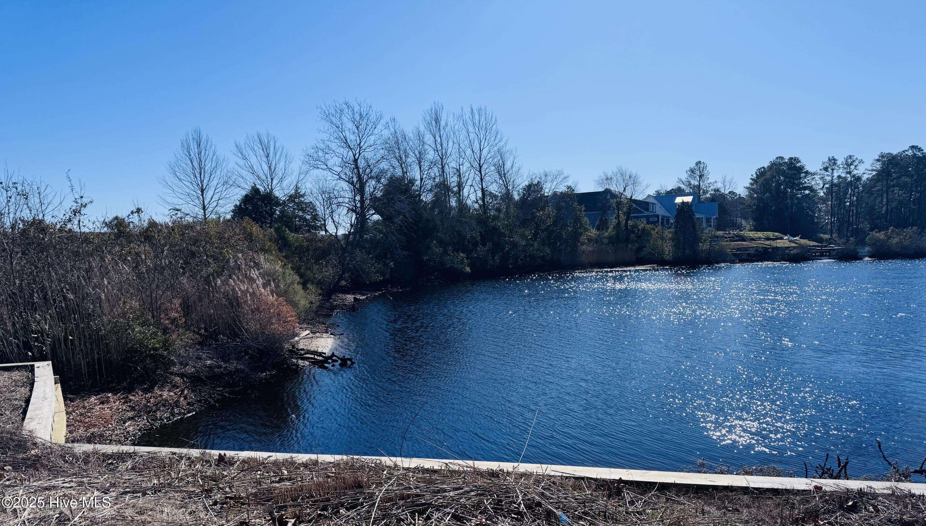 New Bern, NC 28562,101 Shoreview DR