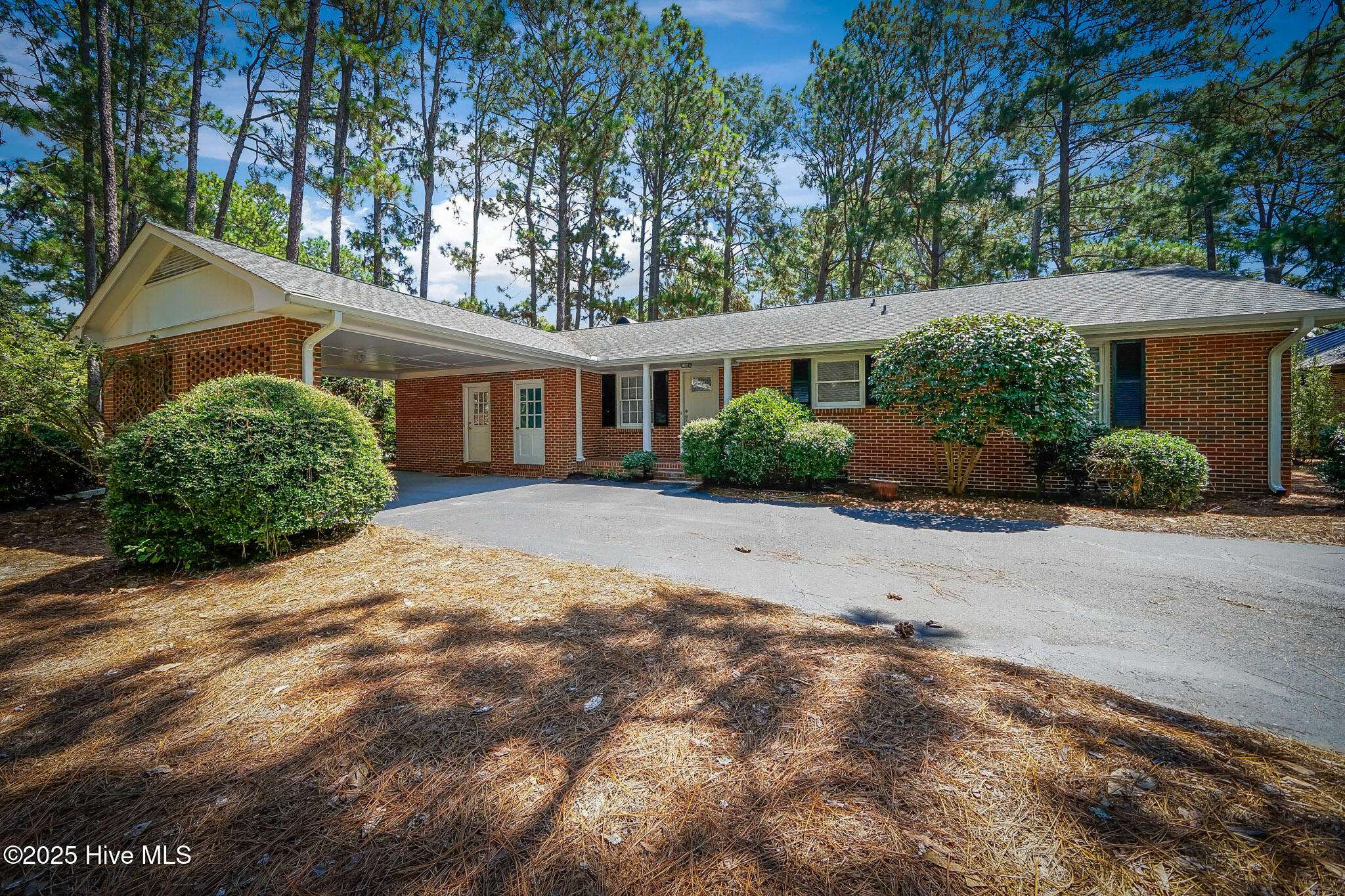 Whispering Pines, NC 28327,23 Pine Ridge DR