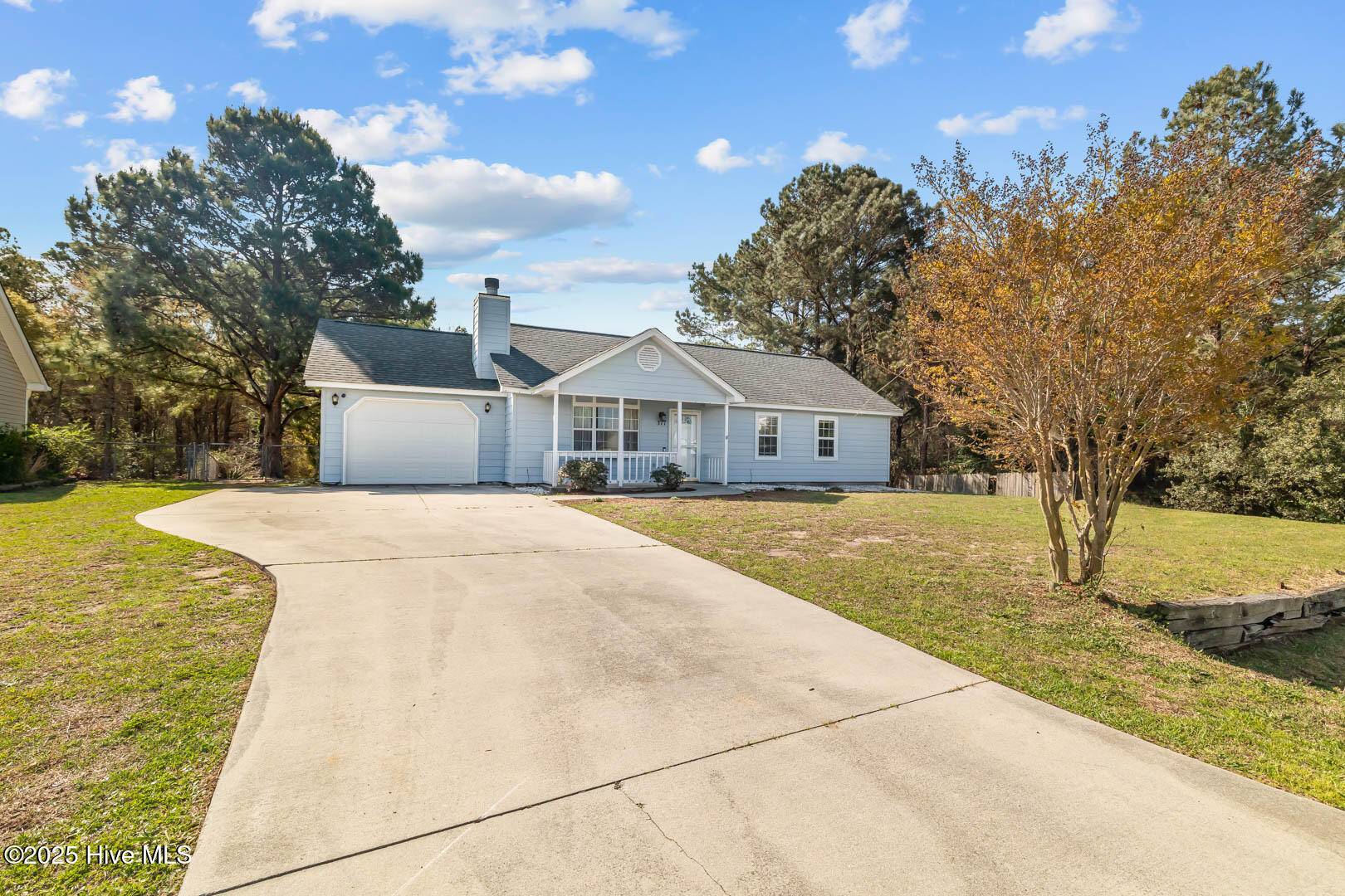 Hubert, NC 28539,311 Josie CT