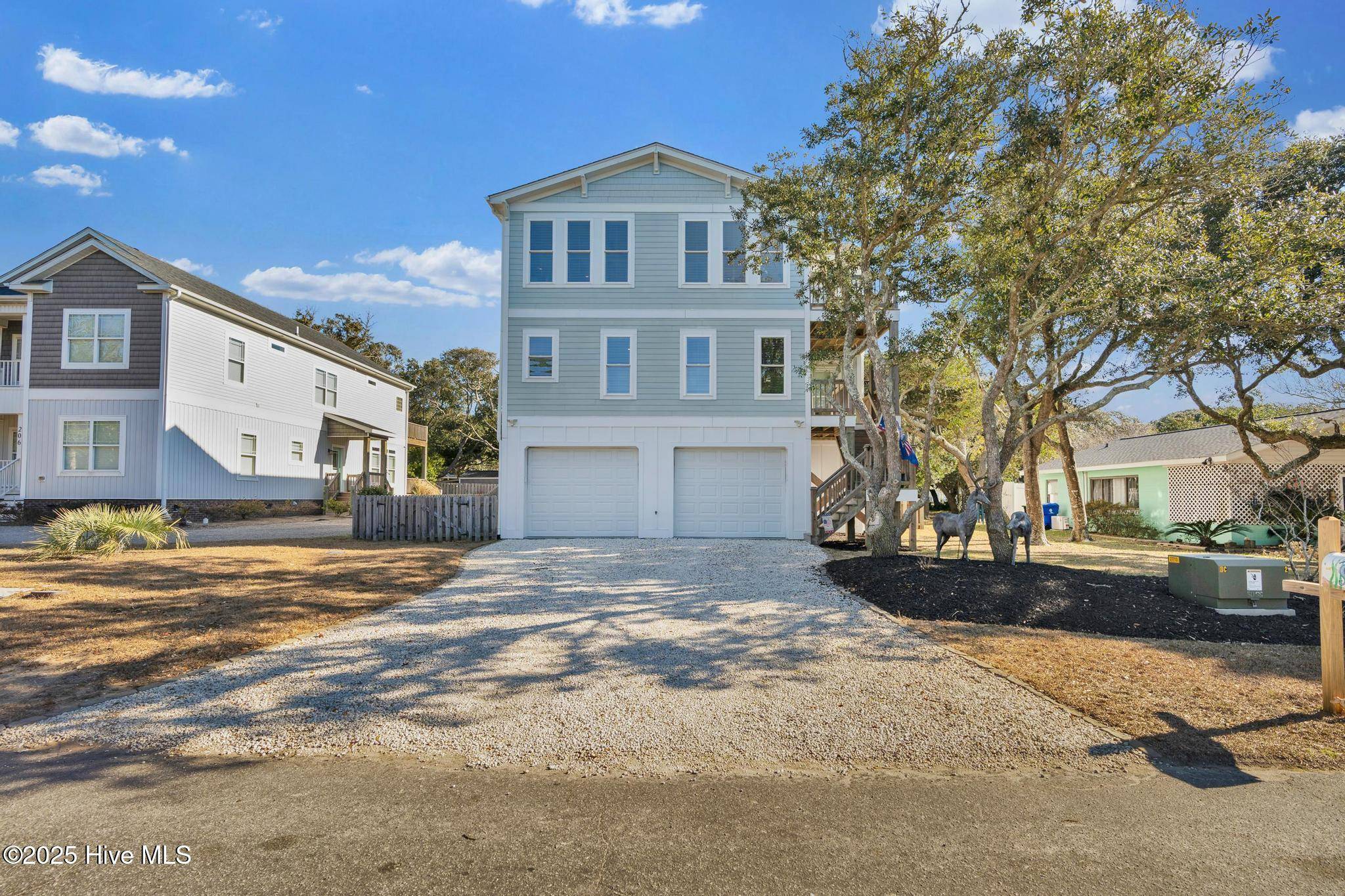 Oak Island, NC 28465,208 SE 78th ST