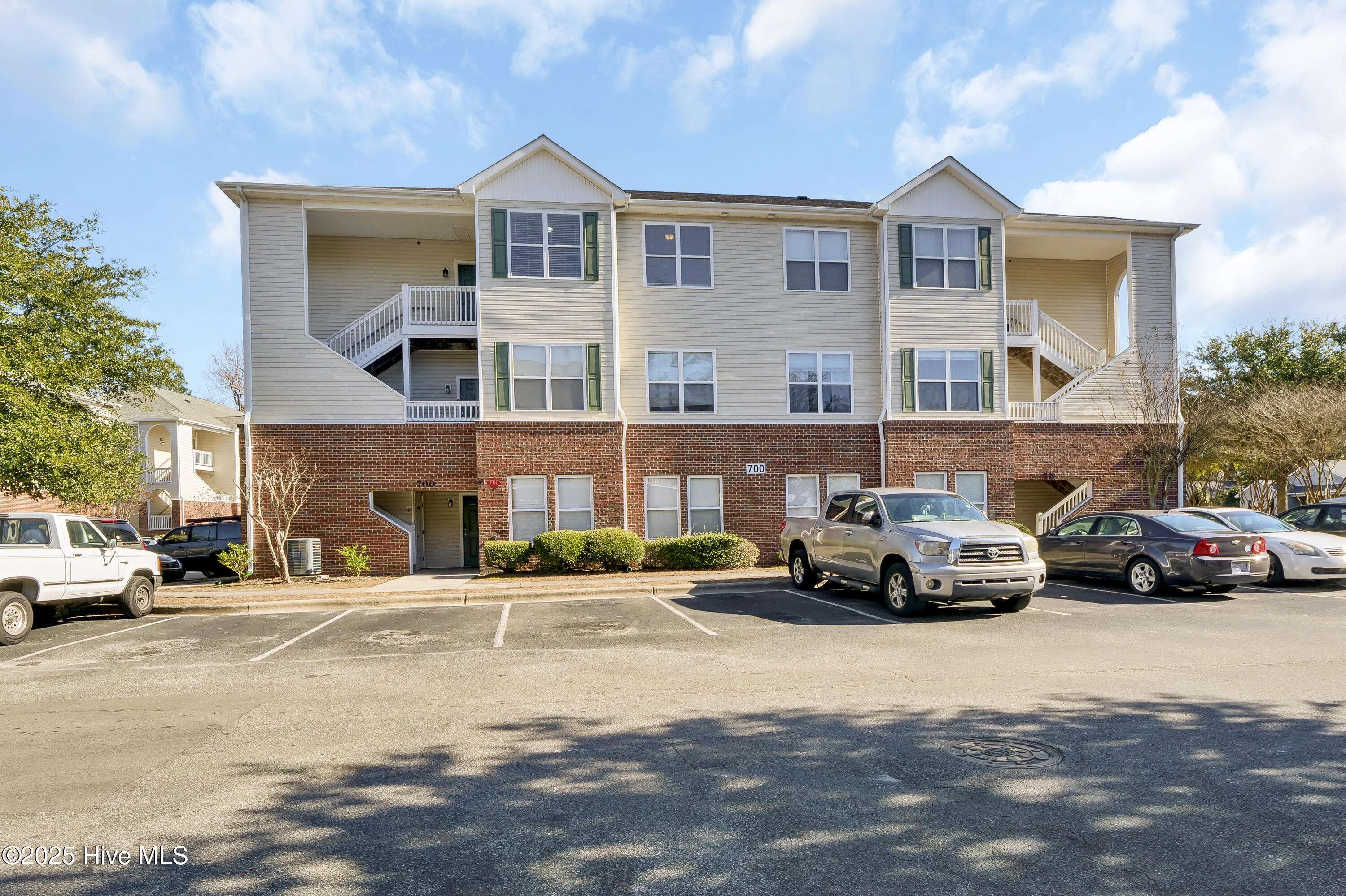 Wilmington, NC 28405,700 Indica CT #Apt 301