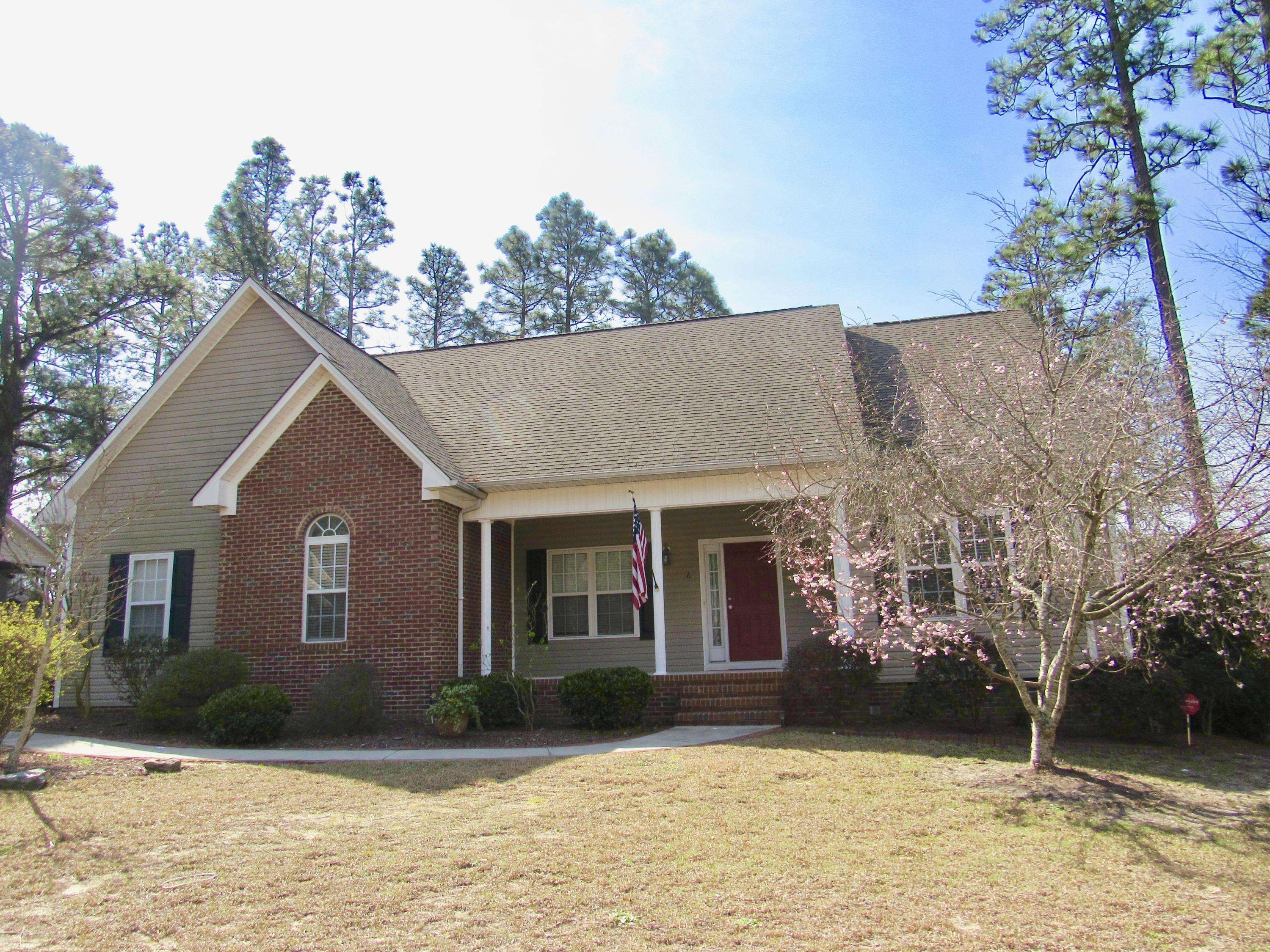 Pinehurst, NC 28374,6 Moore DR