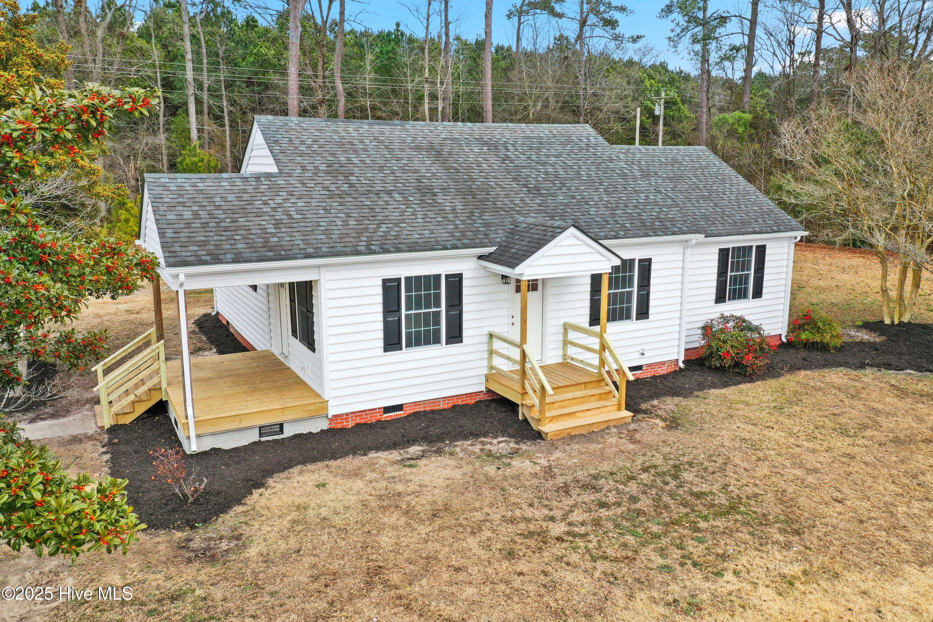 Hobbsville, NC 27946,618 Spivey RD