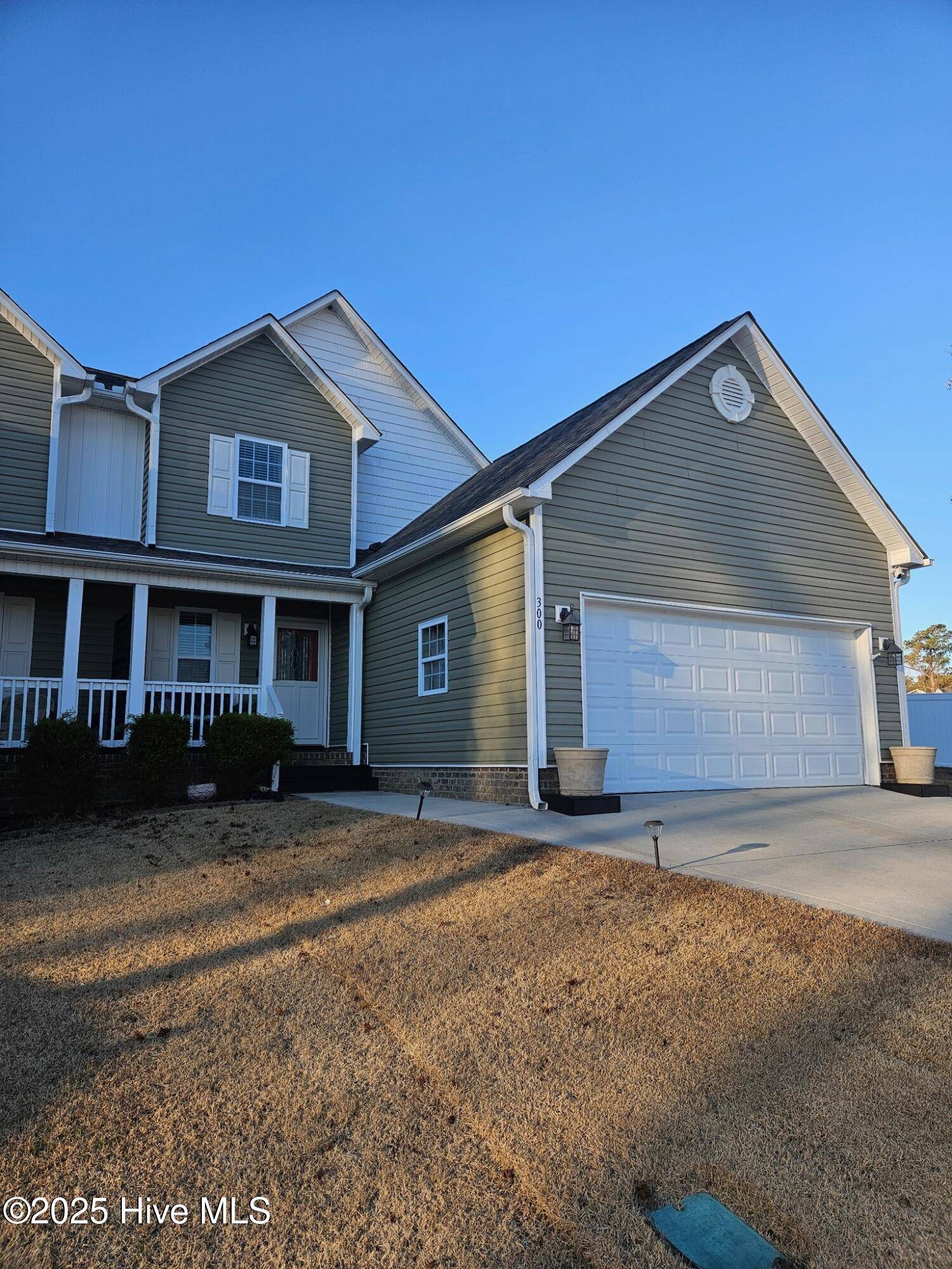 Hubert, NC 28539,300 Garland Shores DR