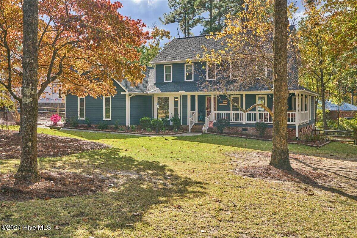 Southern Pines, NC 28387,302 Lazar LN