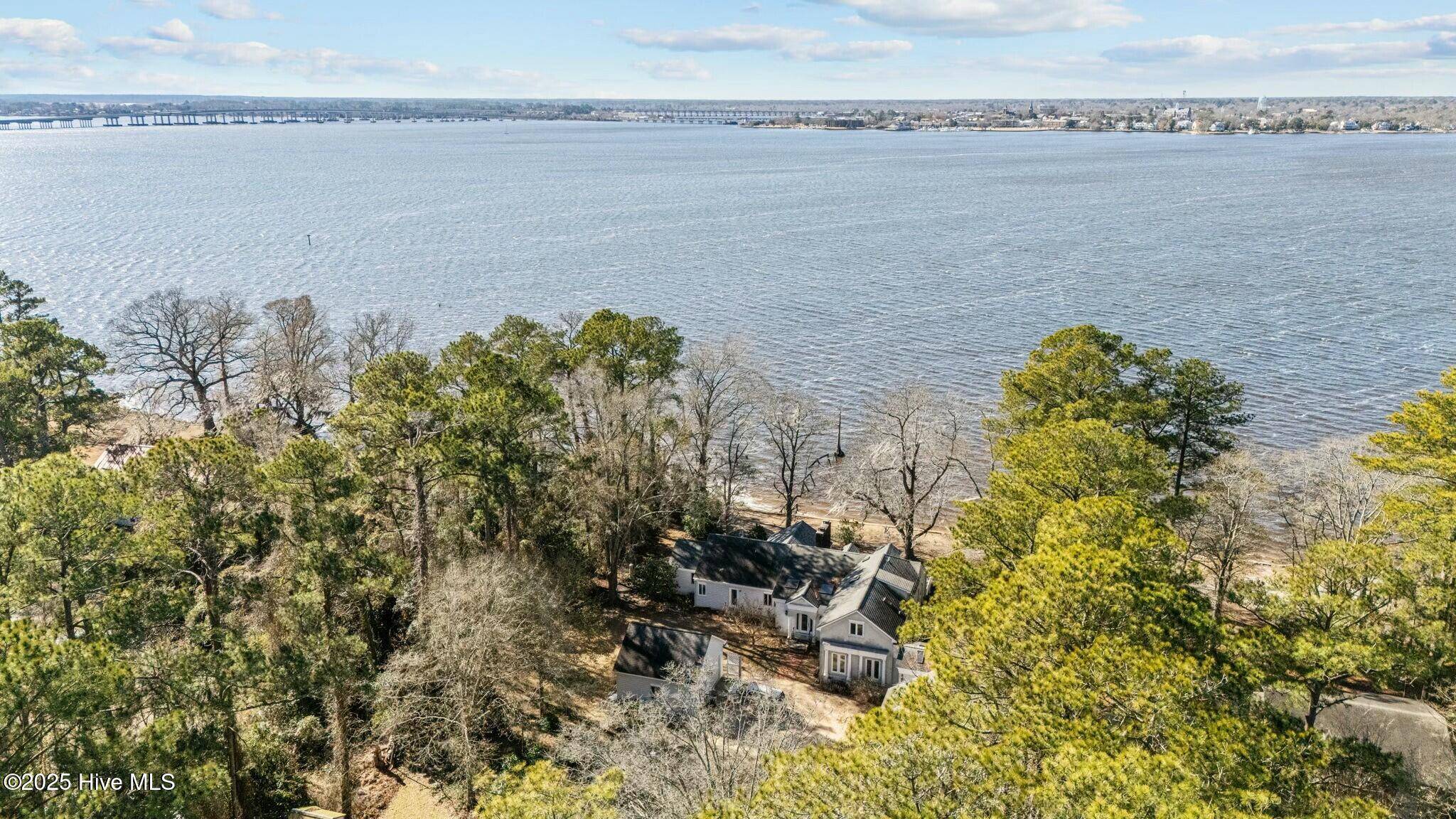New Bern, NC 28560,119 Bernhurst RD