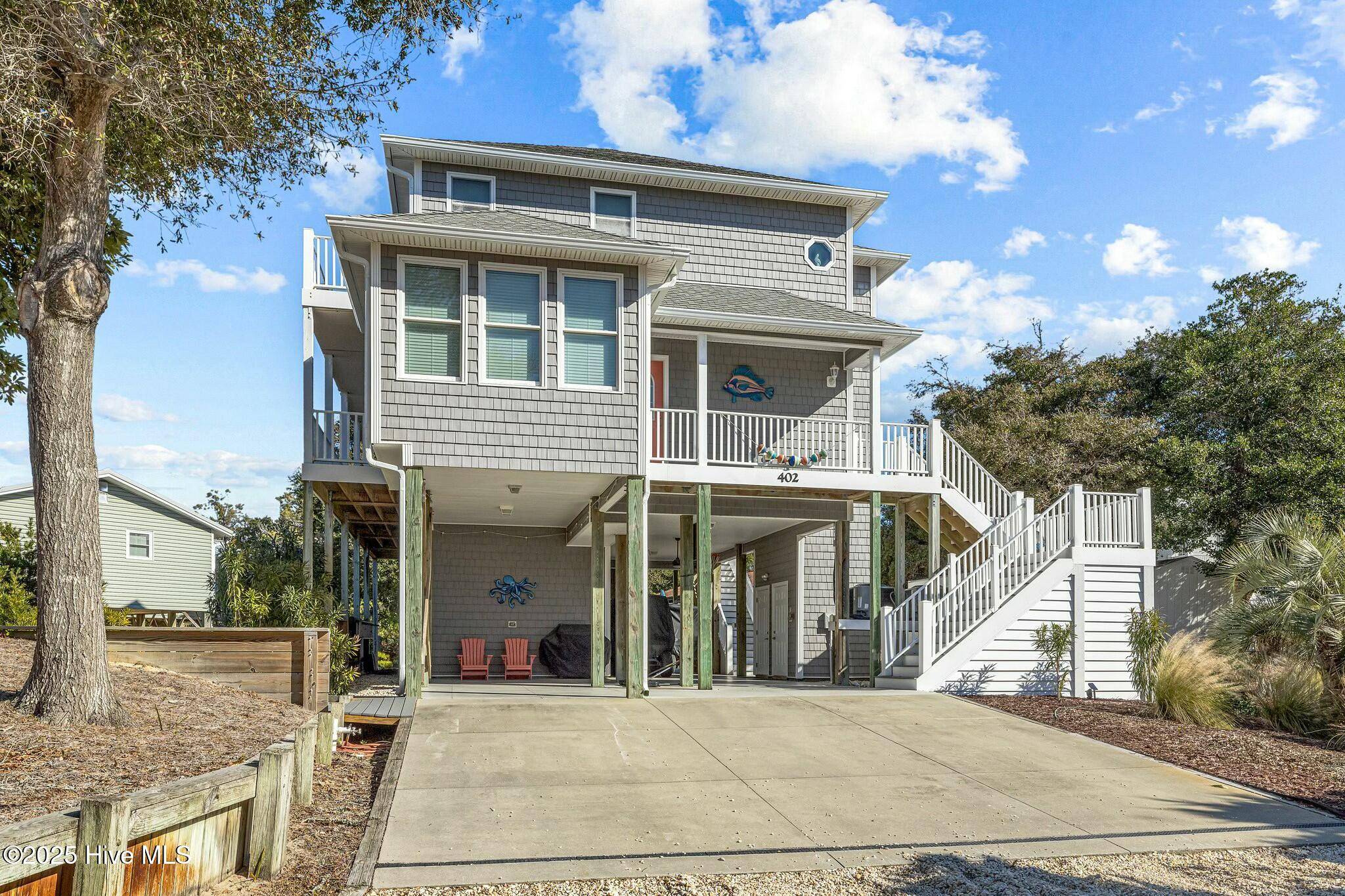 Emerald Isle, NC 28594,402 W Landing DR