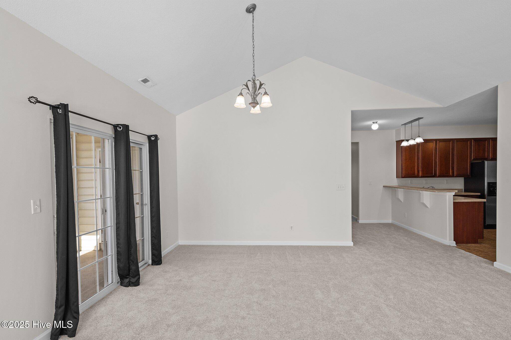 Elizabeth City, NC 27909,602 Raven WAY
