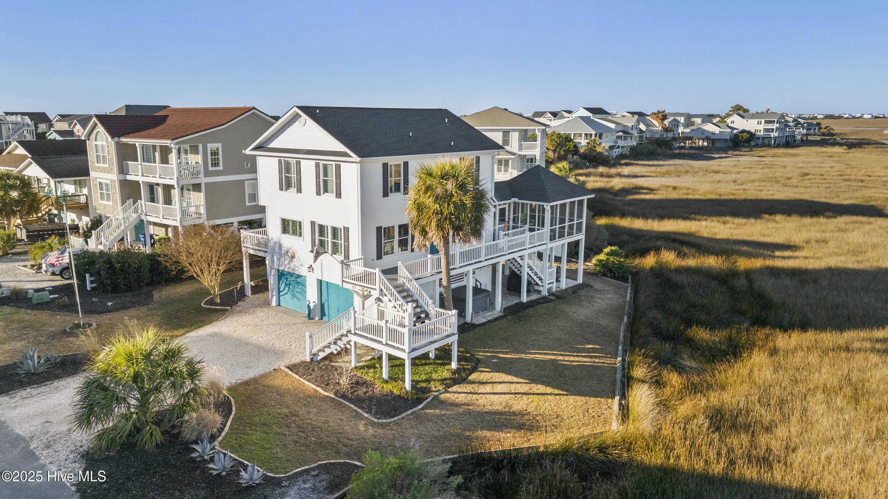 Holden Beach, NC 28462,121 Sunshine LN