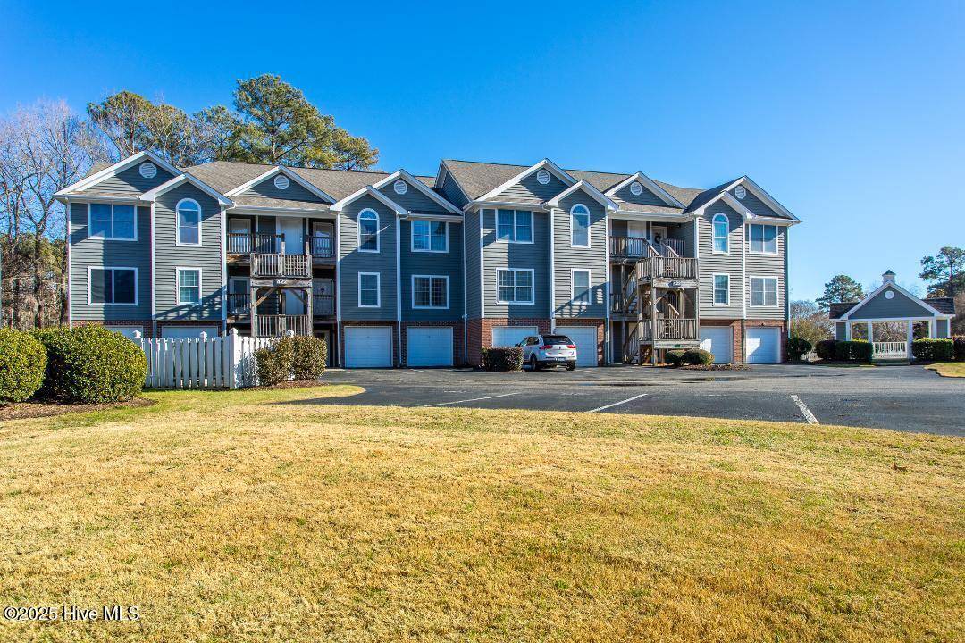 Hertford, NC 27944,422 Albemarle BLVD #12c