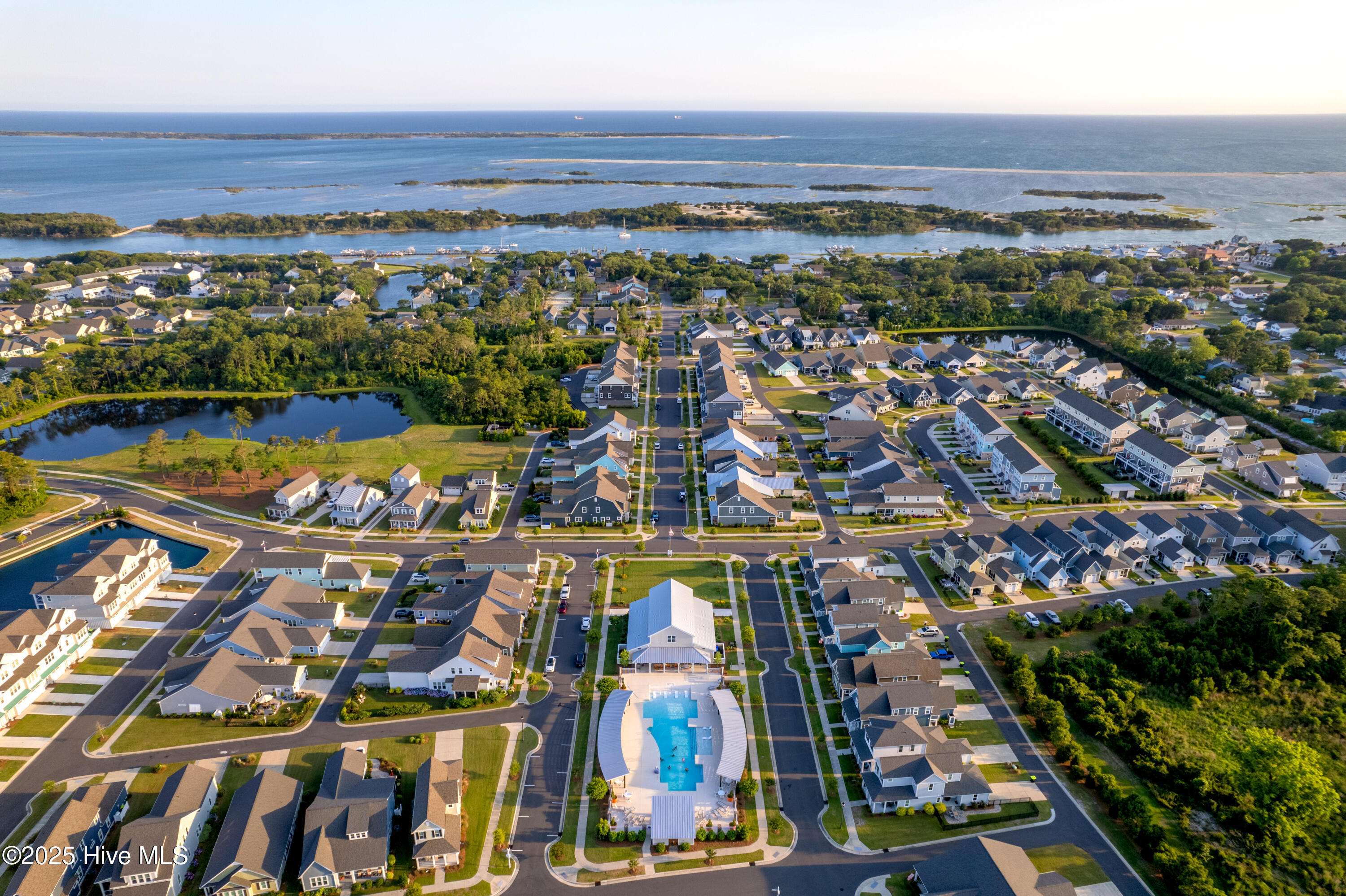 Beaufort, NC 28516,404 Summer Duck DR