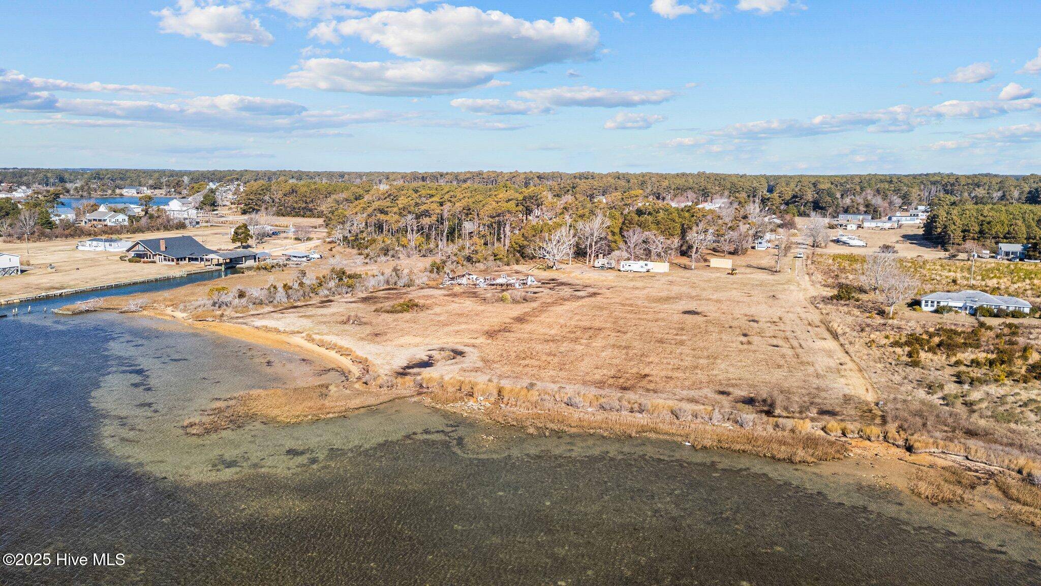 Gloucester, NC 28528,174 Miramar RD