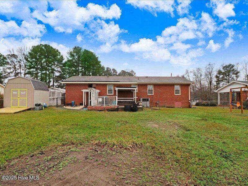 Smithfield, NC 27577,114 Eason DR