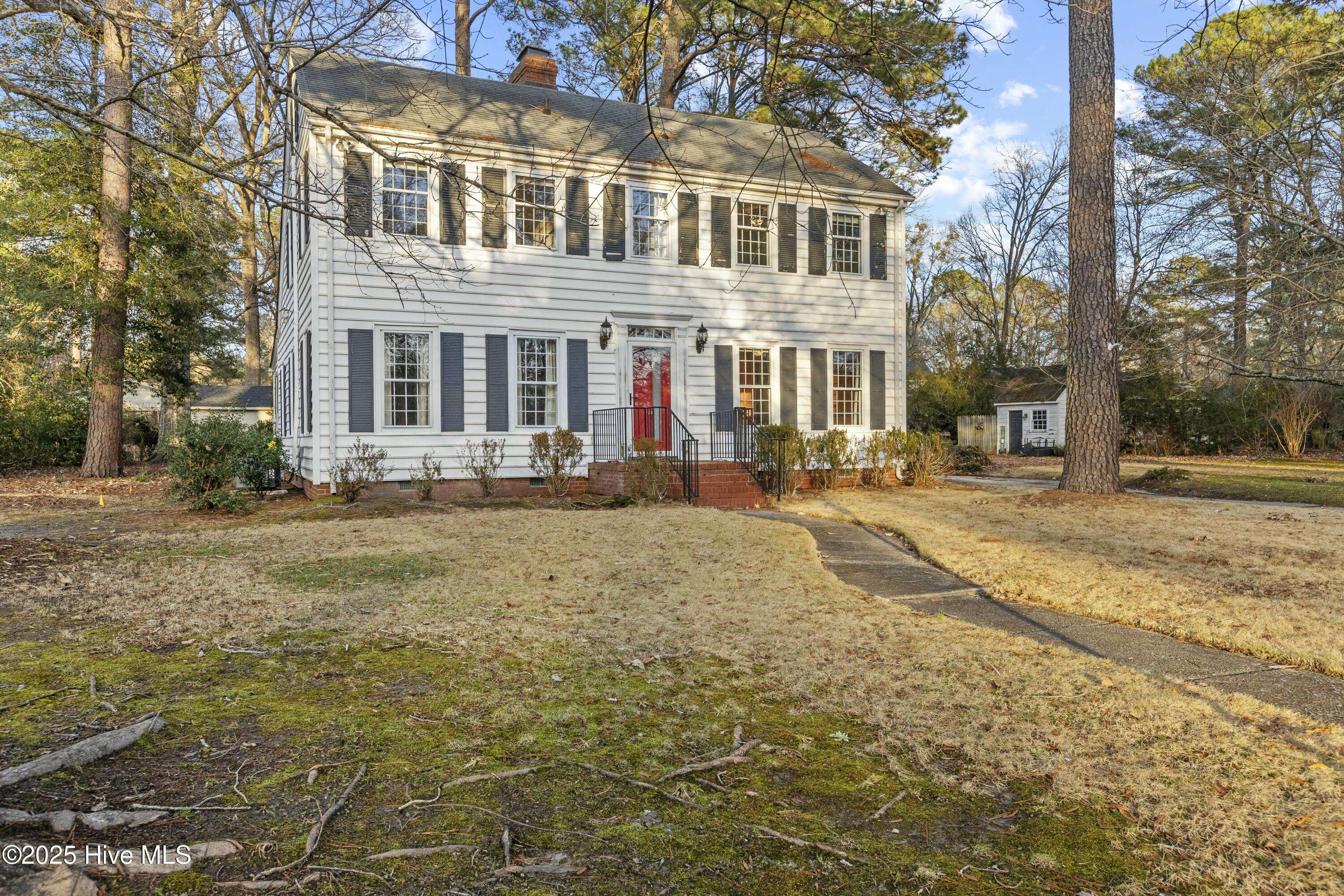 Tarboro, NC 27886,1607 E Canal ST