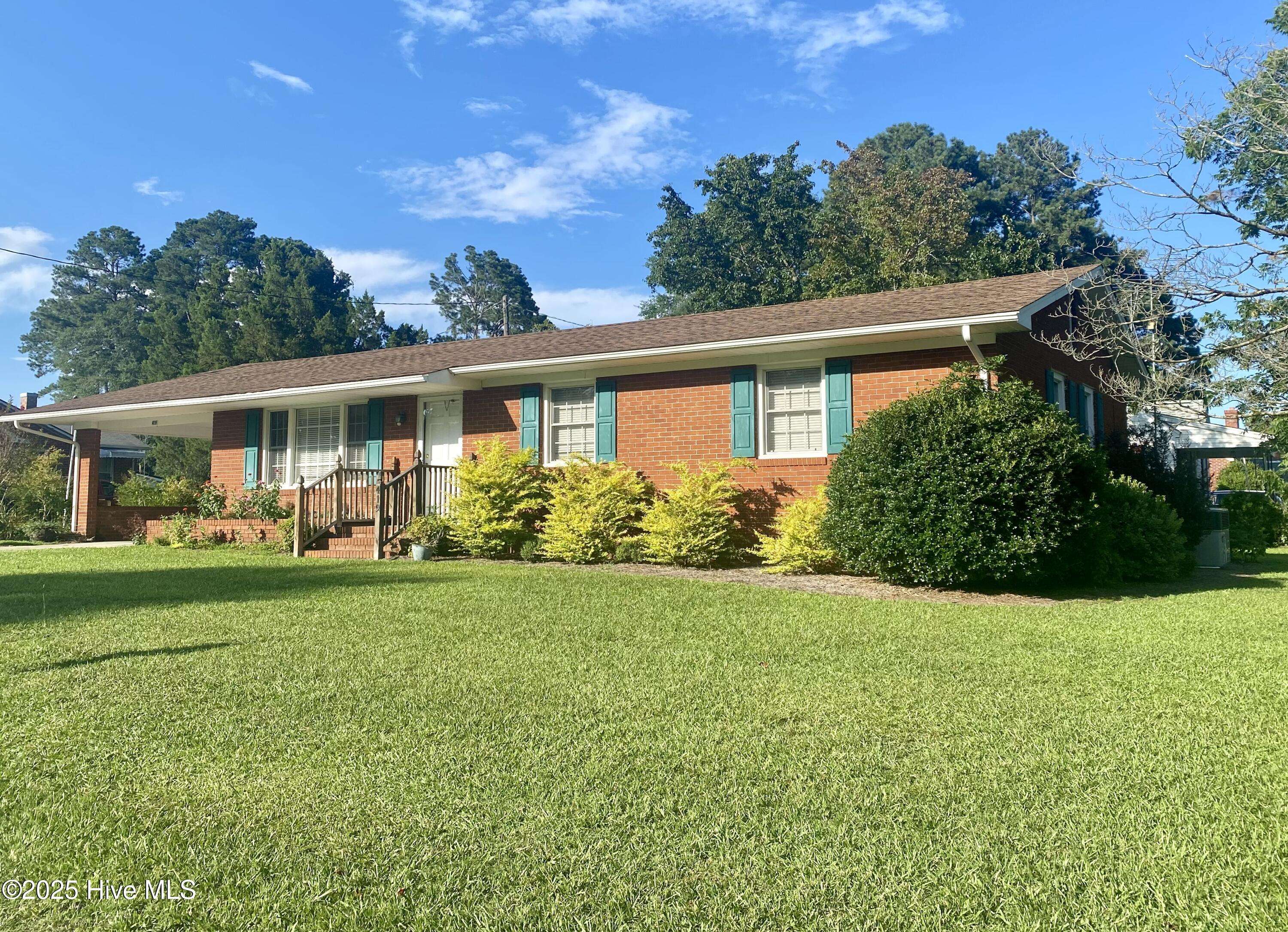 Wallace, NC 28466,419 S Cumberland ST