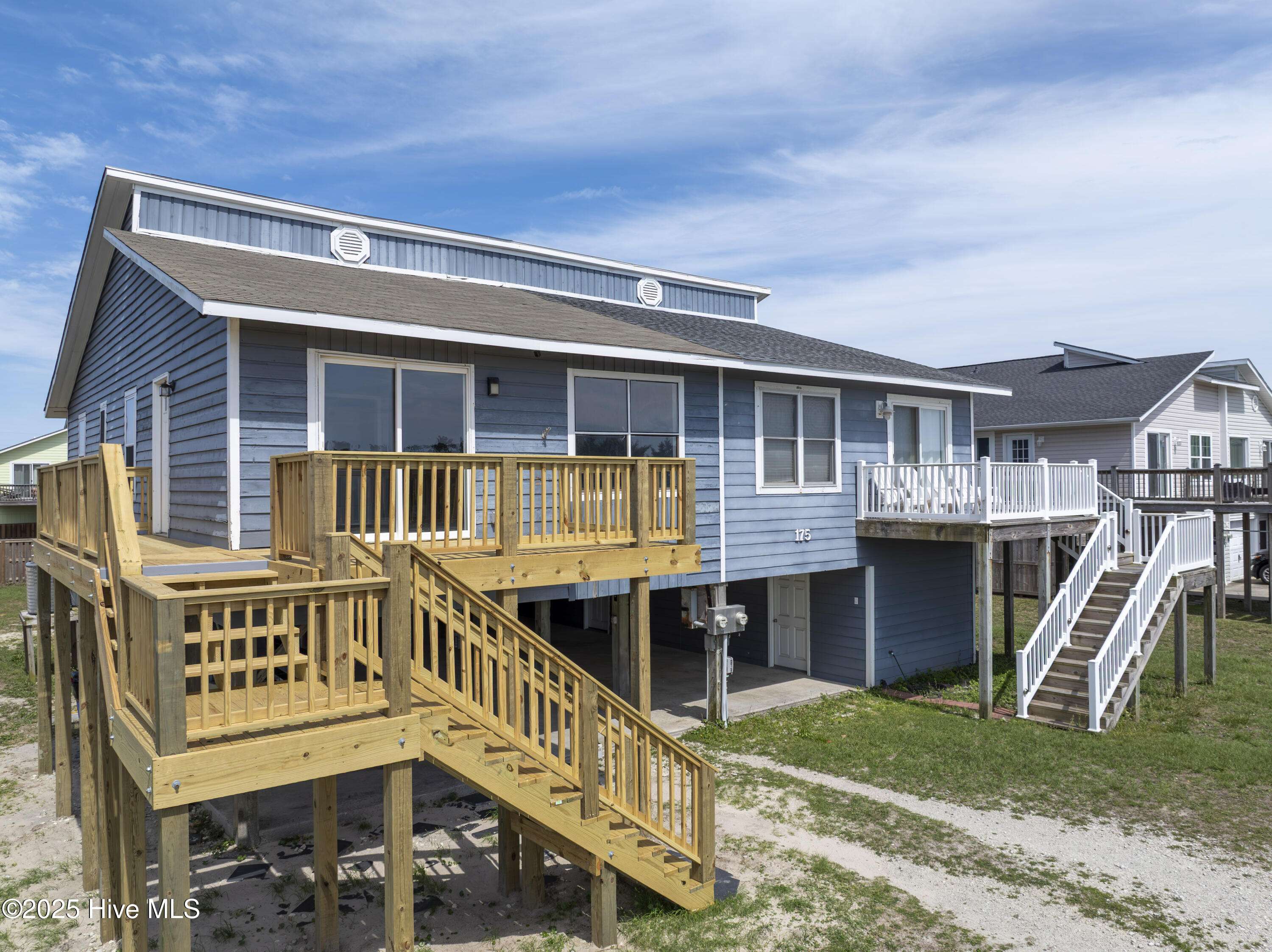 North Topsail Beach, NC 28460,173 Sea Gull LN