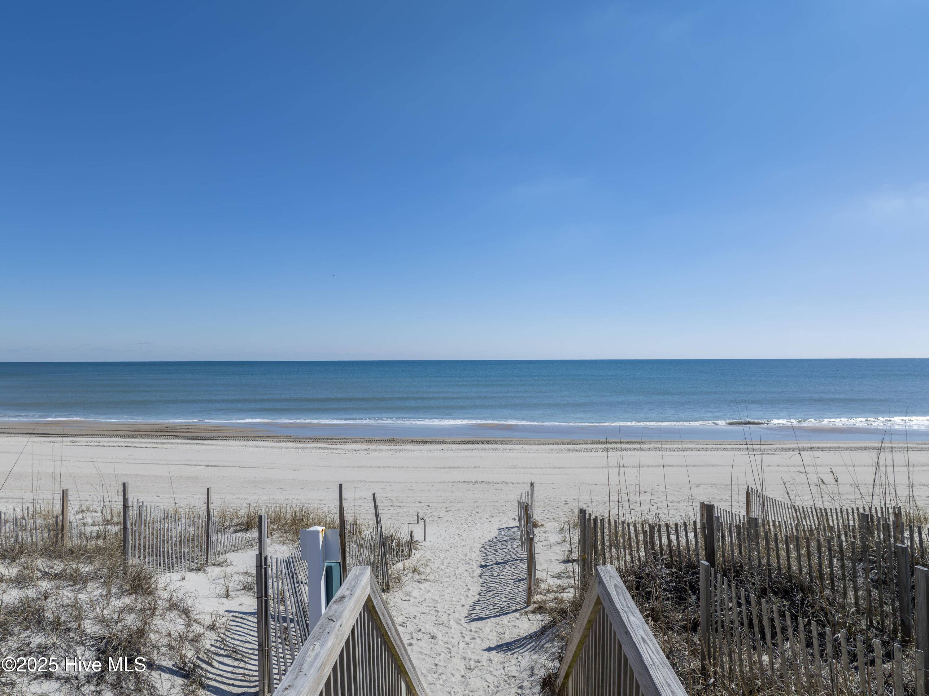 North Topsail Beach, NC 28460,3639 Island DR