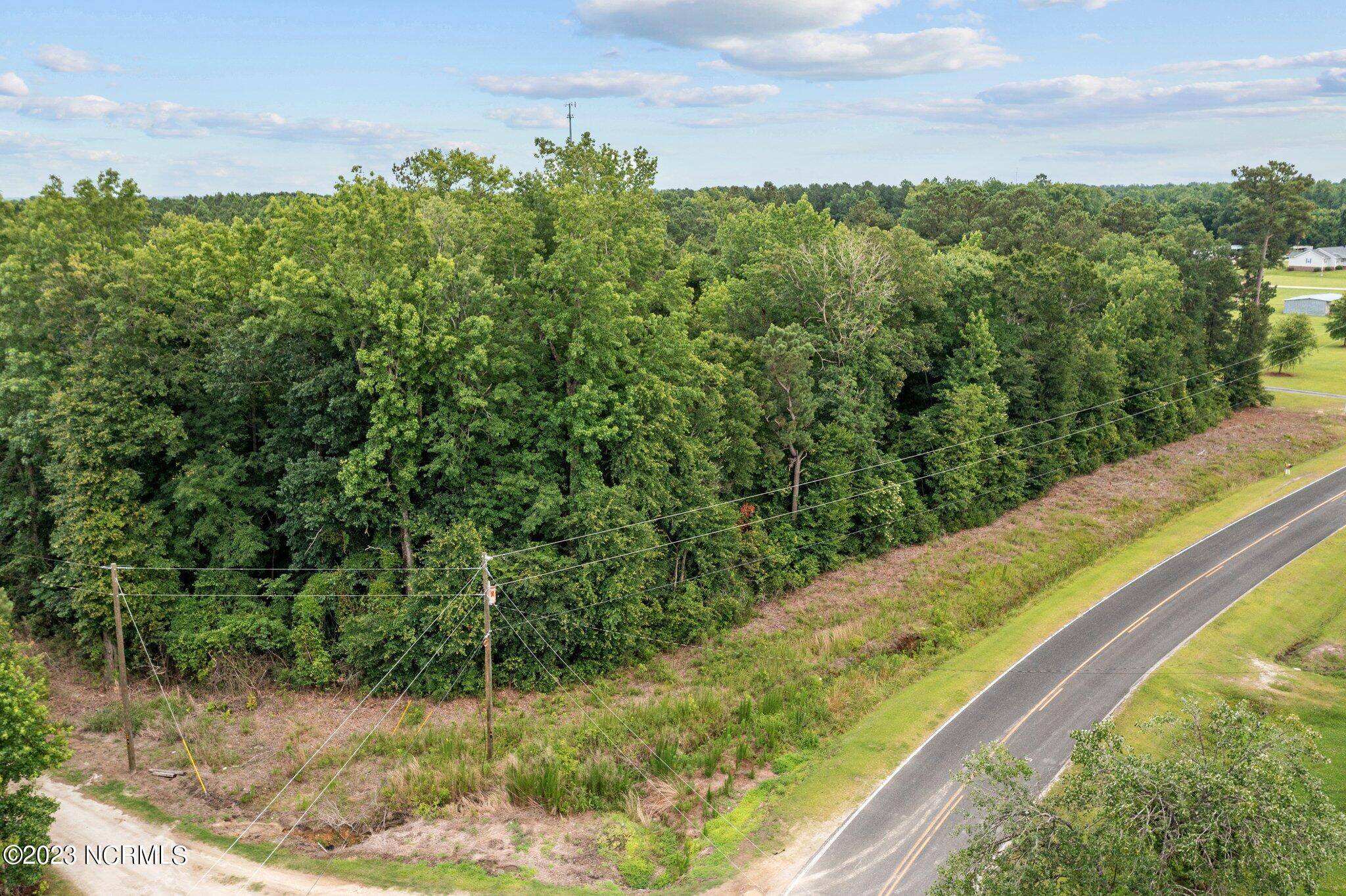 Jacksonville, NC 28540,218 Thomas Loop RD