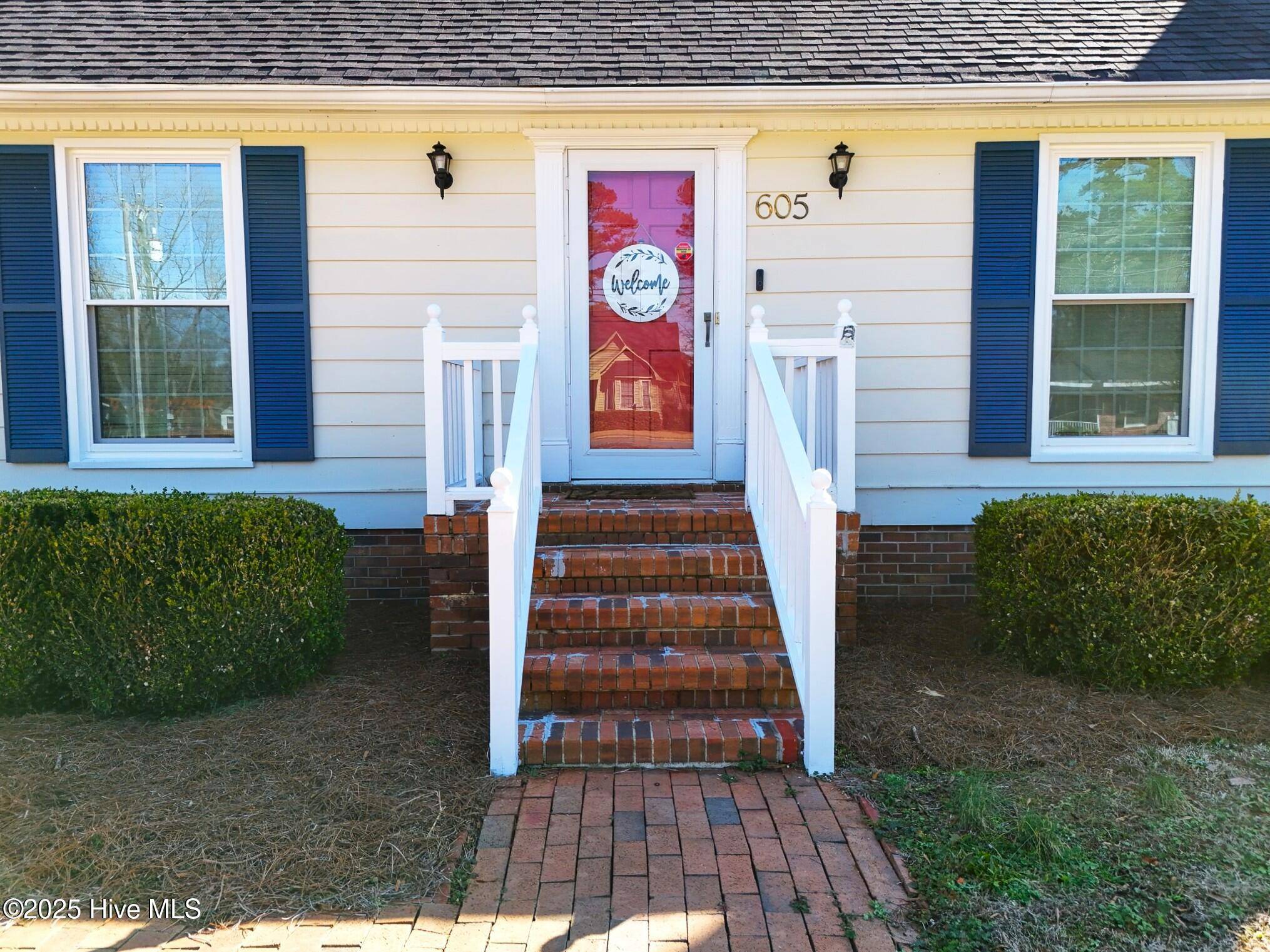 Roseboro, NC 28382,605 W Roseboro ST