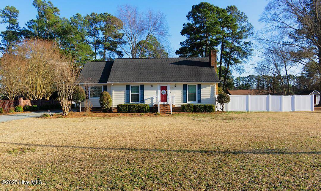 Roseboro, NC 28382,605 W Roseboro ST