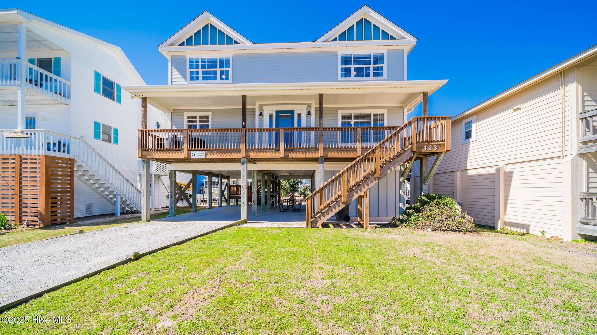 Holden Beach, NC 28462,123 Tuna DR