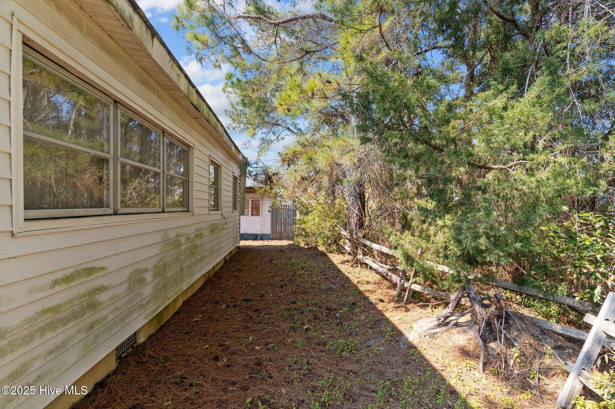 Oak Island, NC 28465,125 NE 76th ST