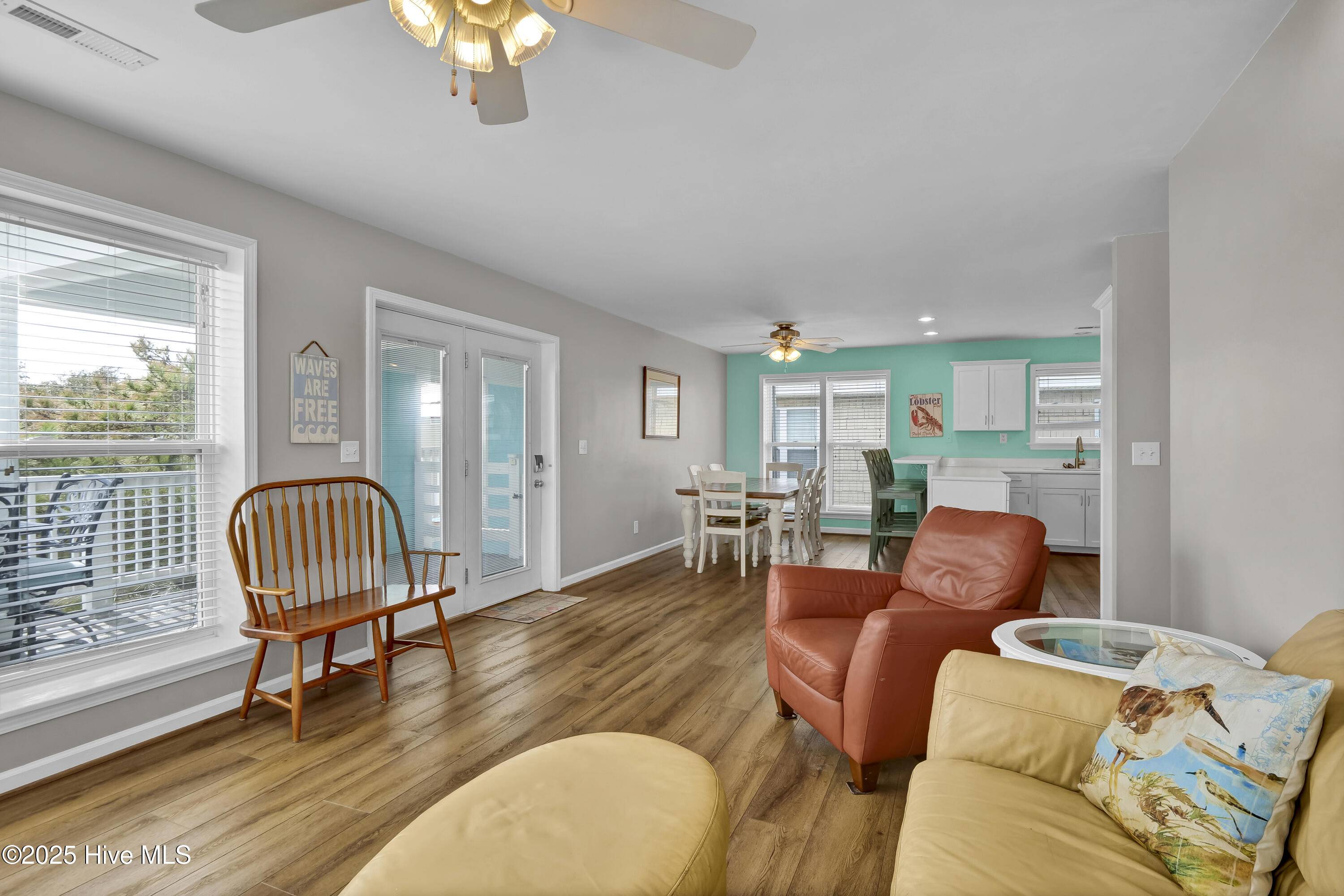 Carolina Beach, NC 28428,206 Greenville AVE #A