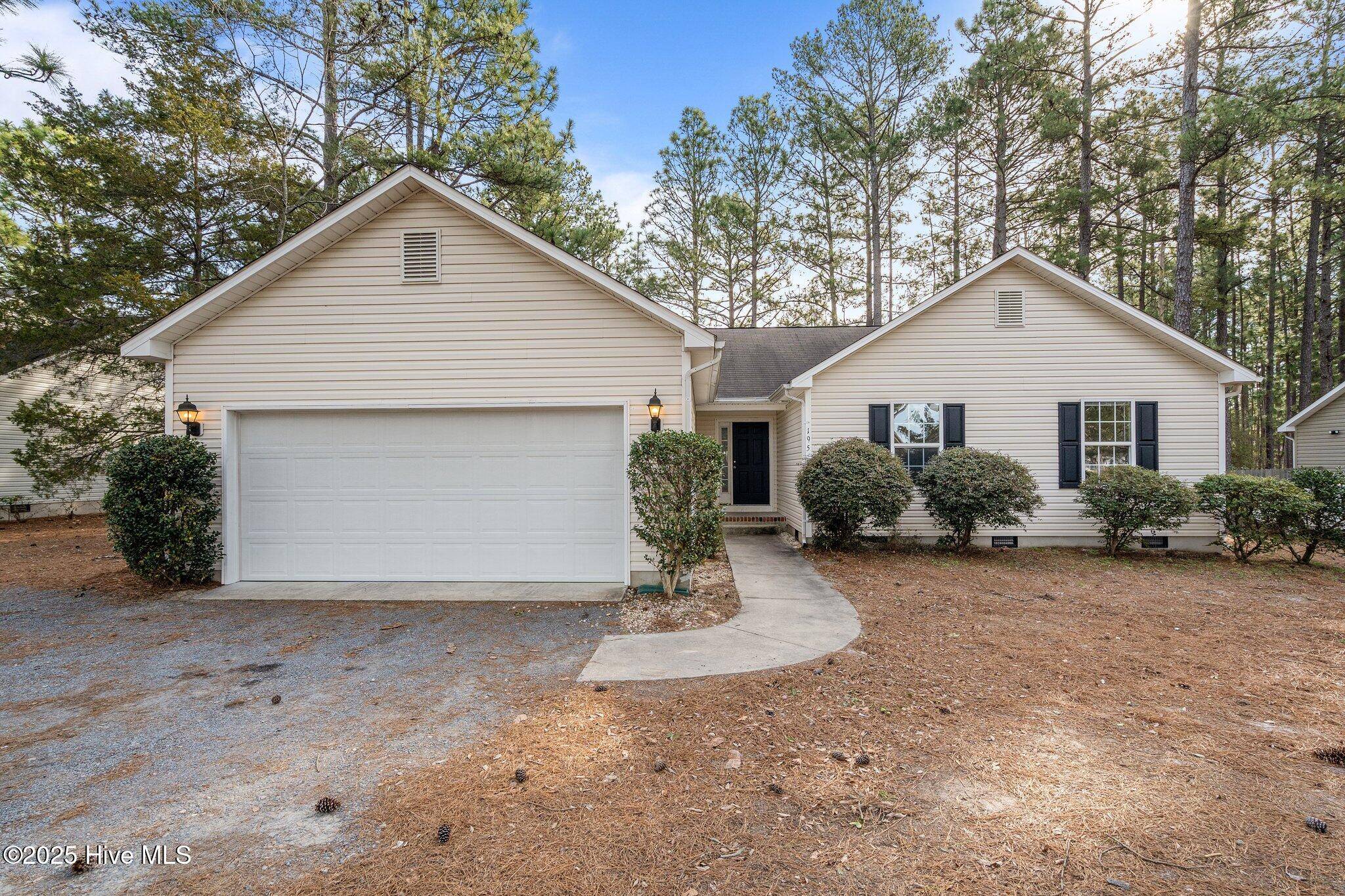 Aberdeen, NC 28315,195 Pecan LN