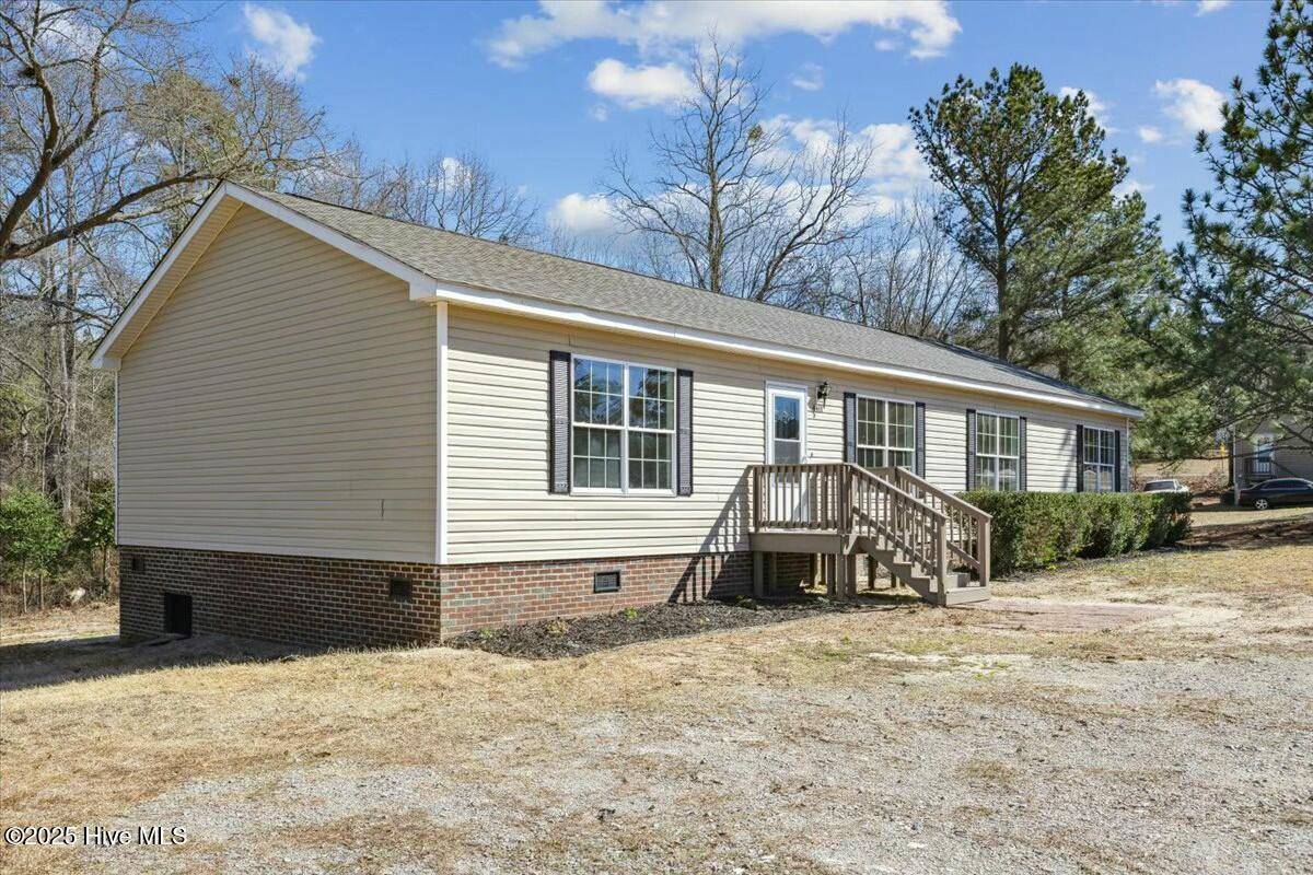 West End, NC 27376,4411 Carthage RD